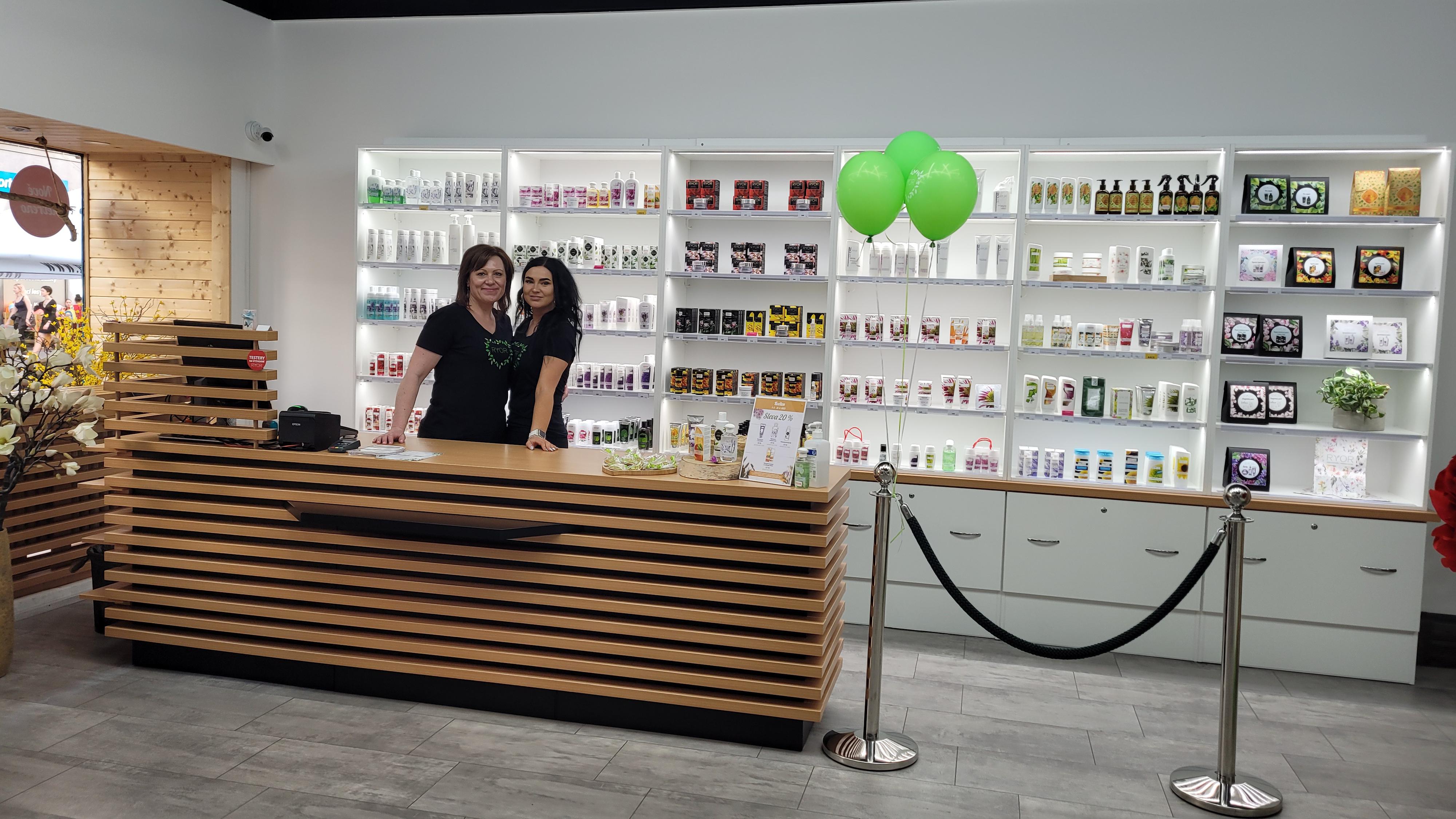 Značková prodejna Ryor kosmetika foto 2