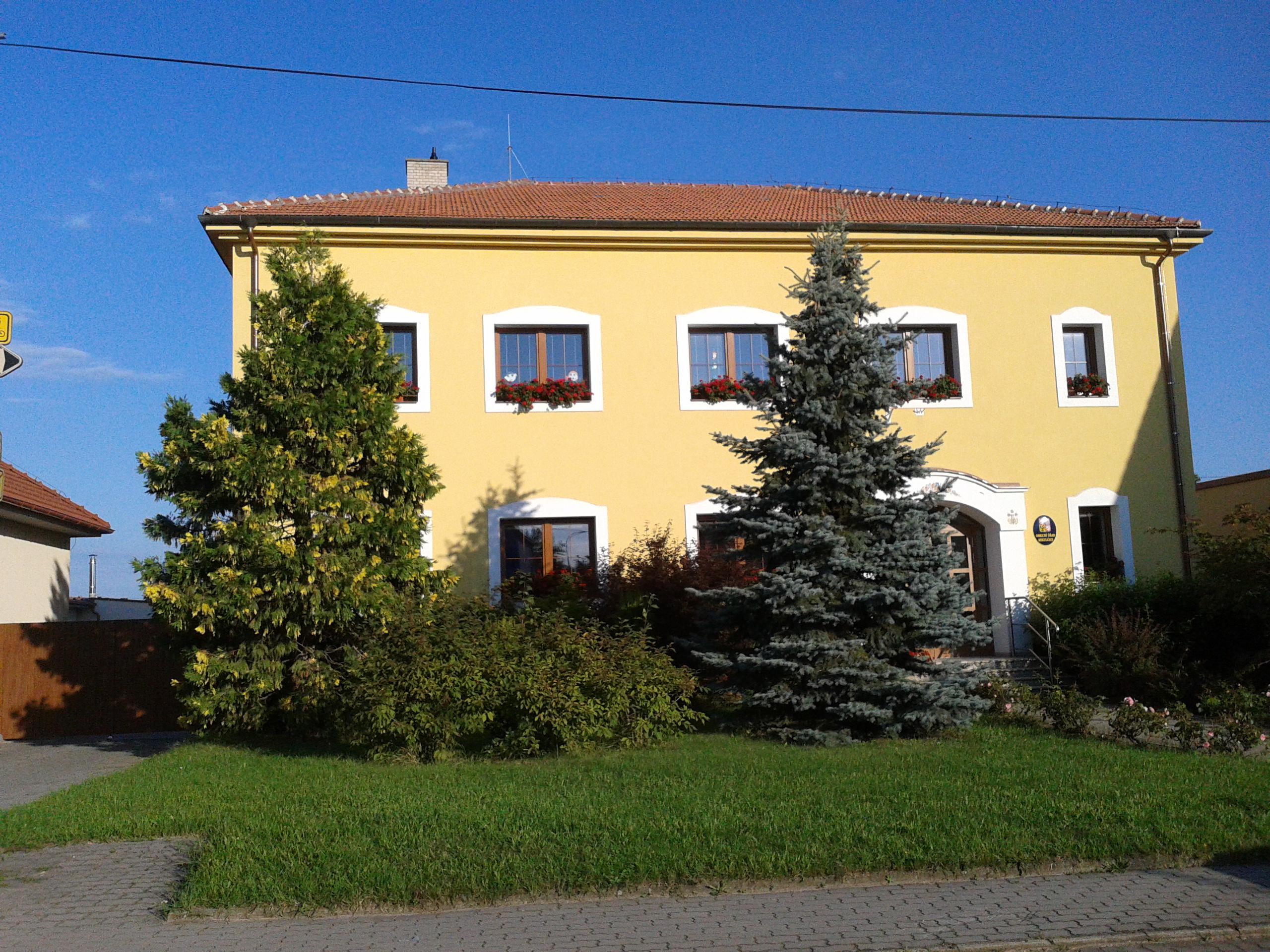 Mikulčice - obecní úřad foto 3