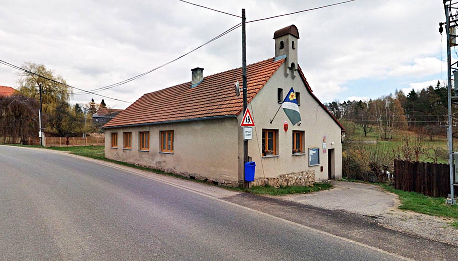 Vanůvek - obecní úřad foto 4