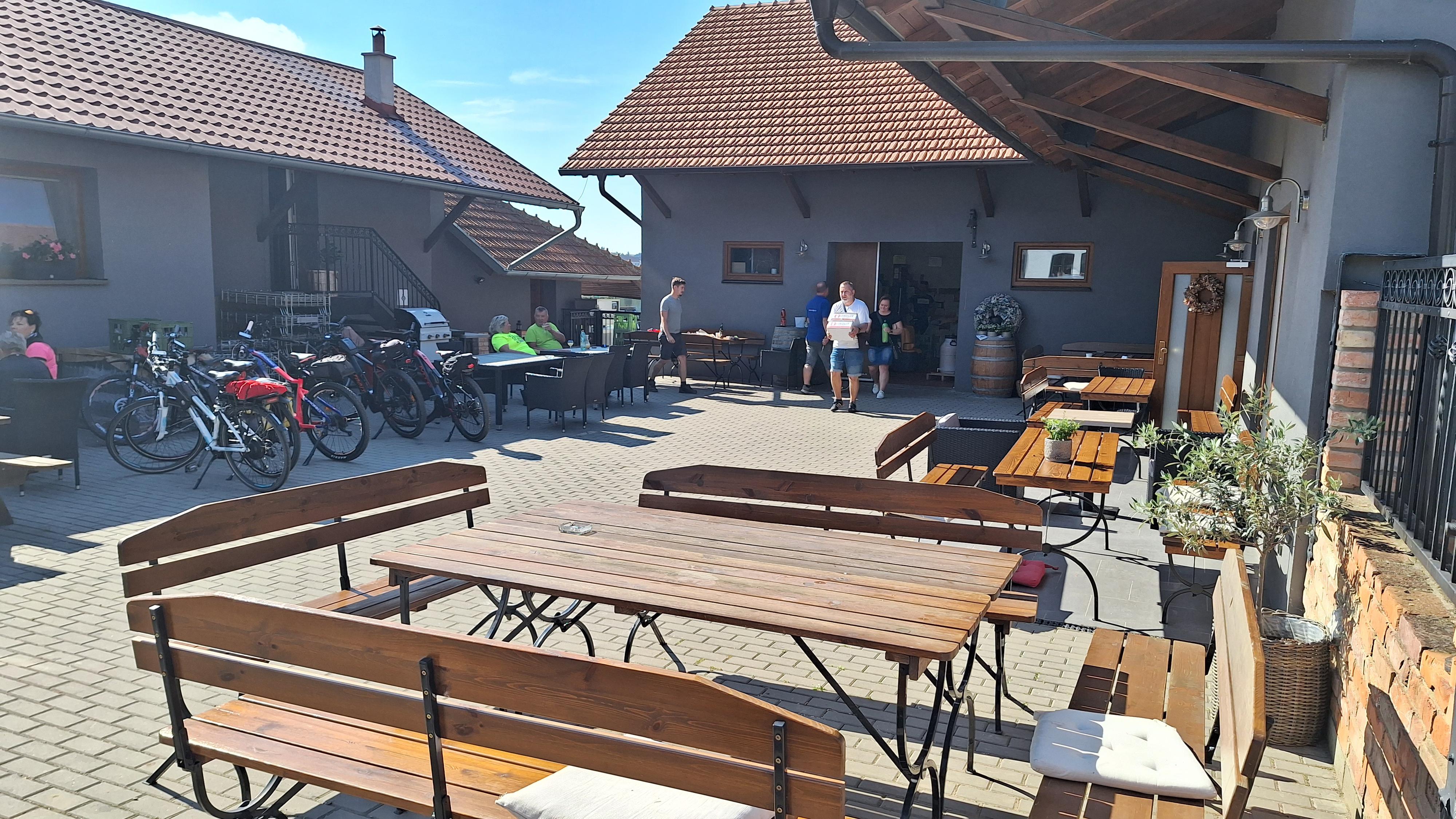 Vinárna - penzion Vinovit foto 4