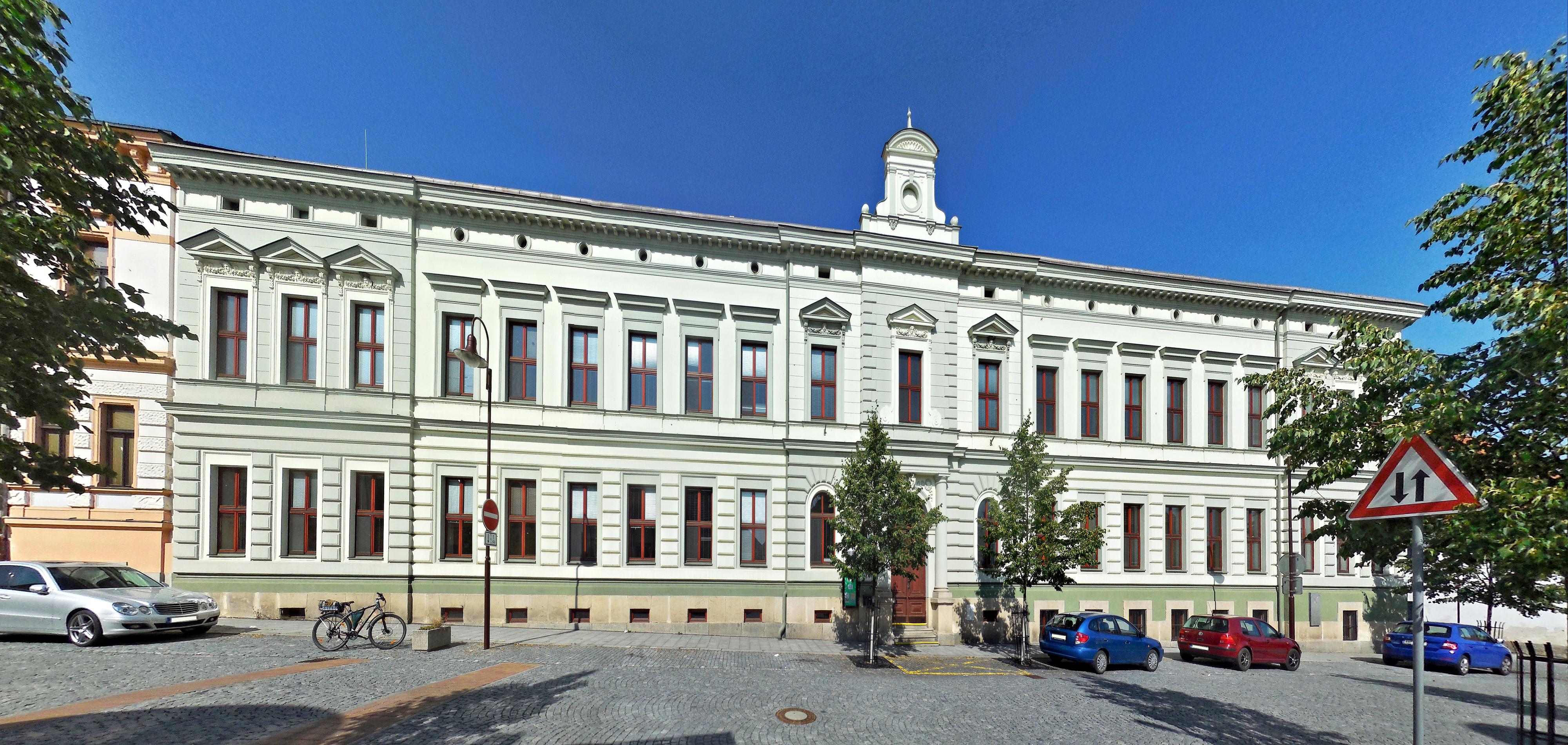 ZŠ Dobřany, Školní foto 5