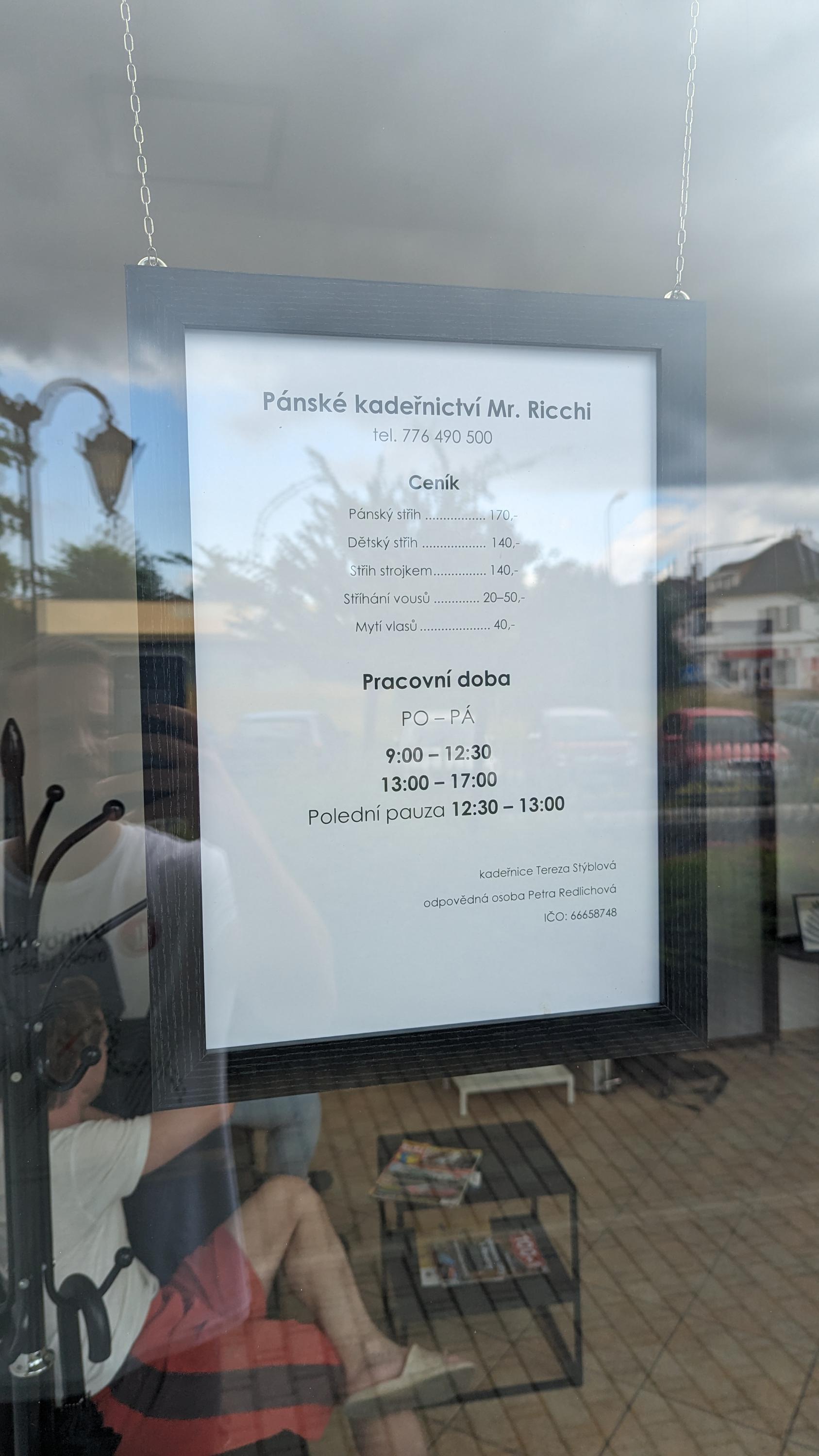 Pánské kadeřnictví Mr. Ricchi foto 2