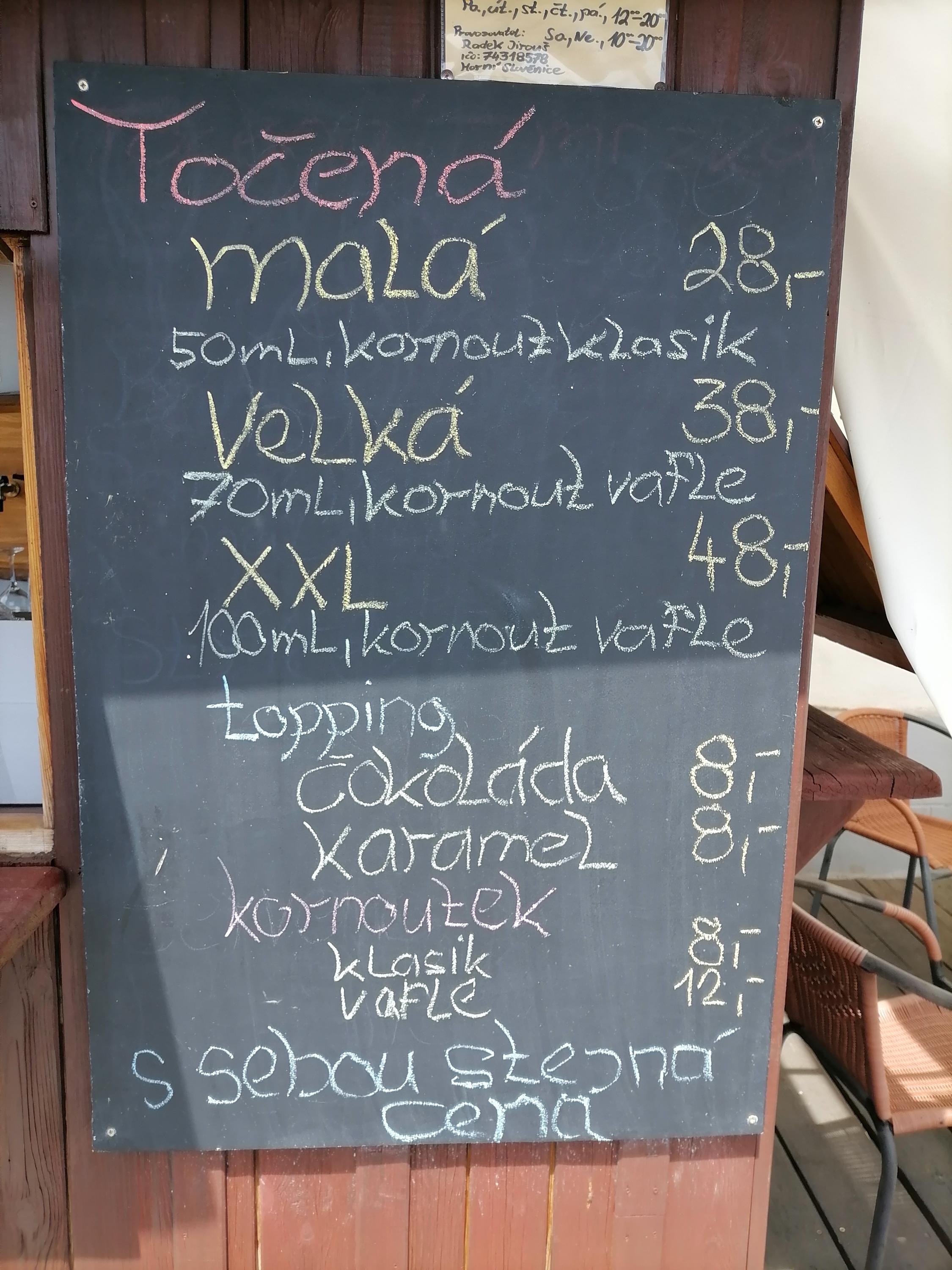Slověnická zmrzlina a vinotéka foto 3