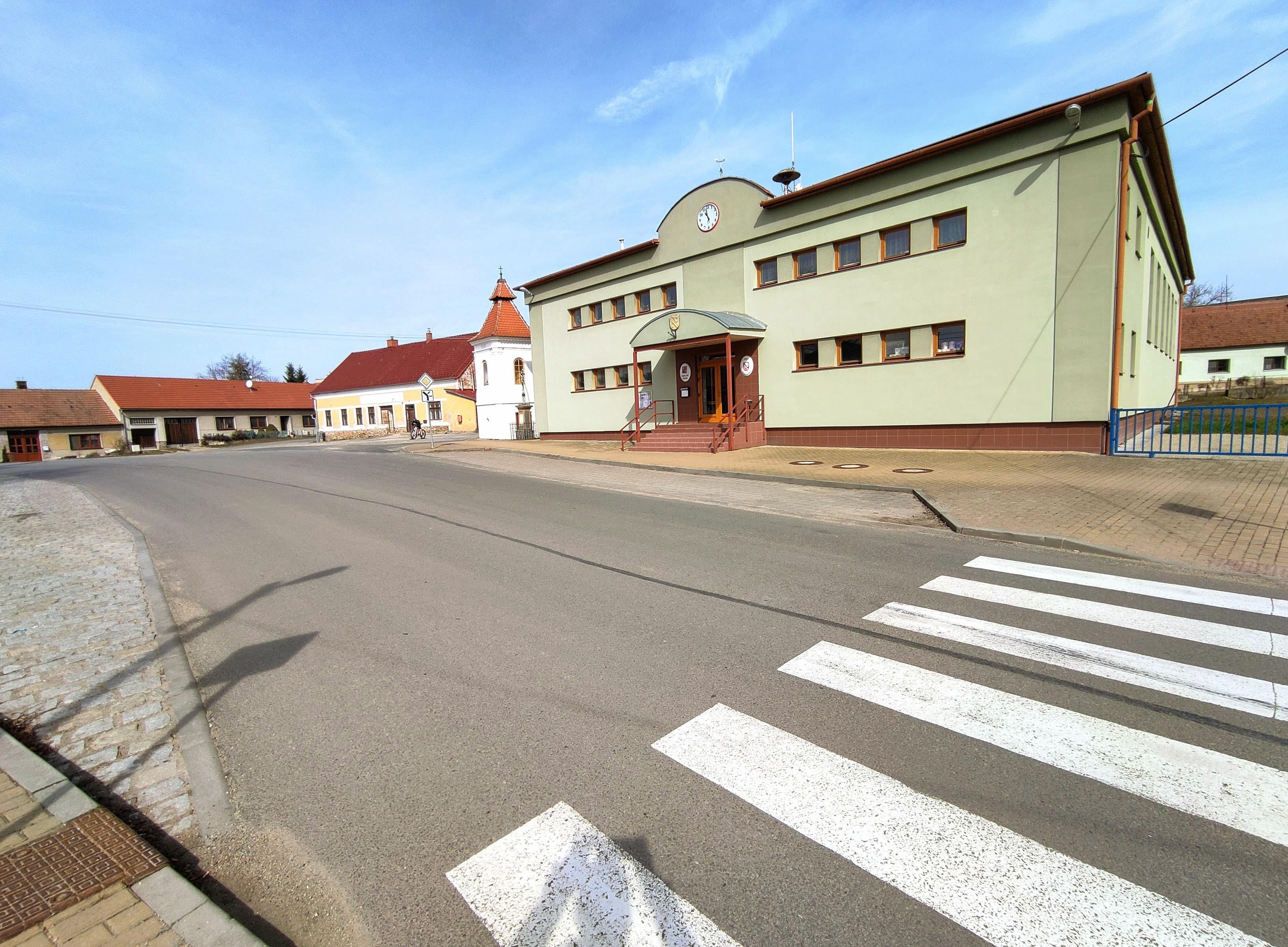 Senorady - obecní úřad