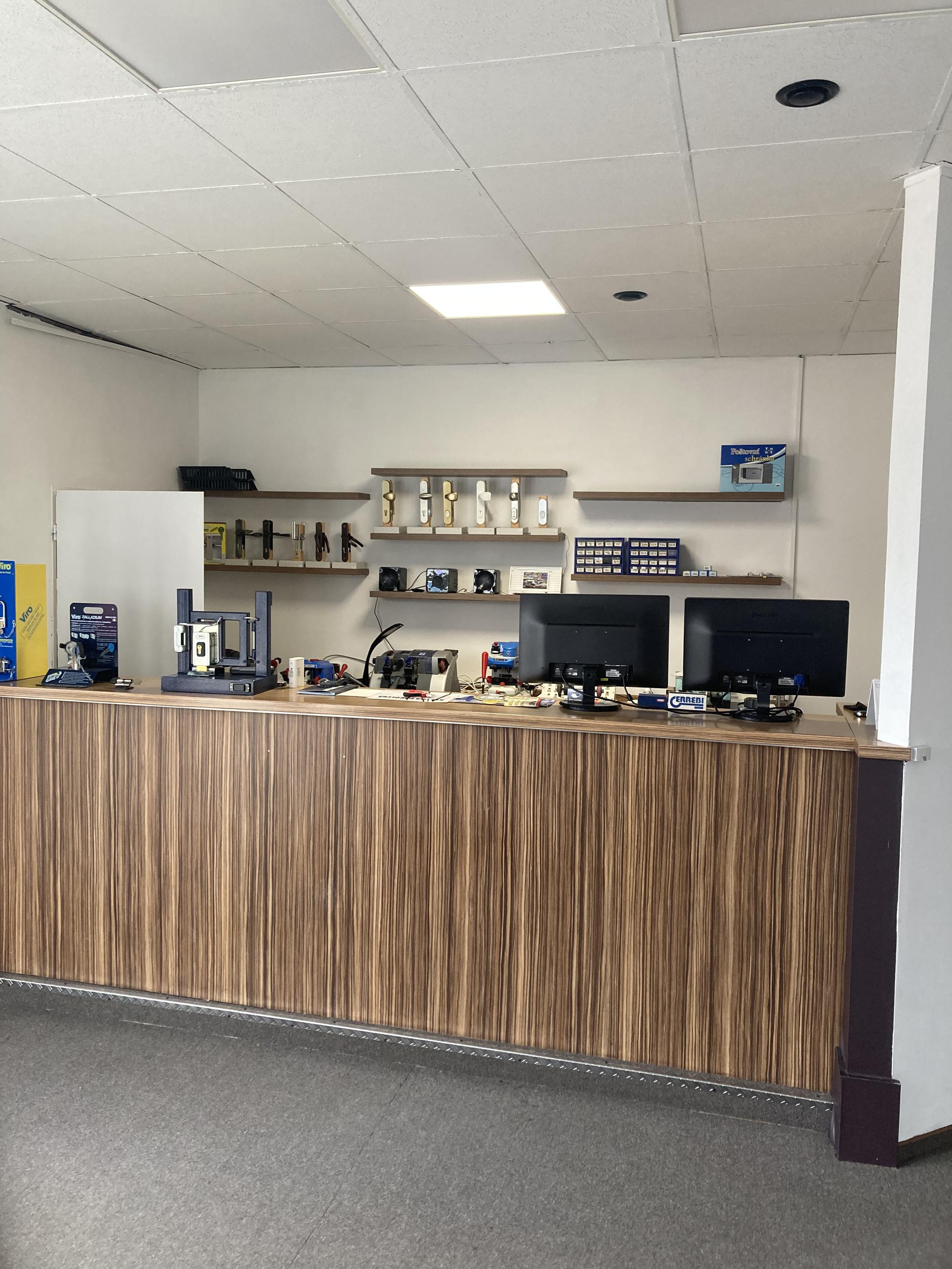 KLÍČE, ZÁMKY STANĚK, s.r.o. foto 3