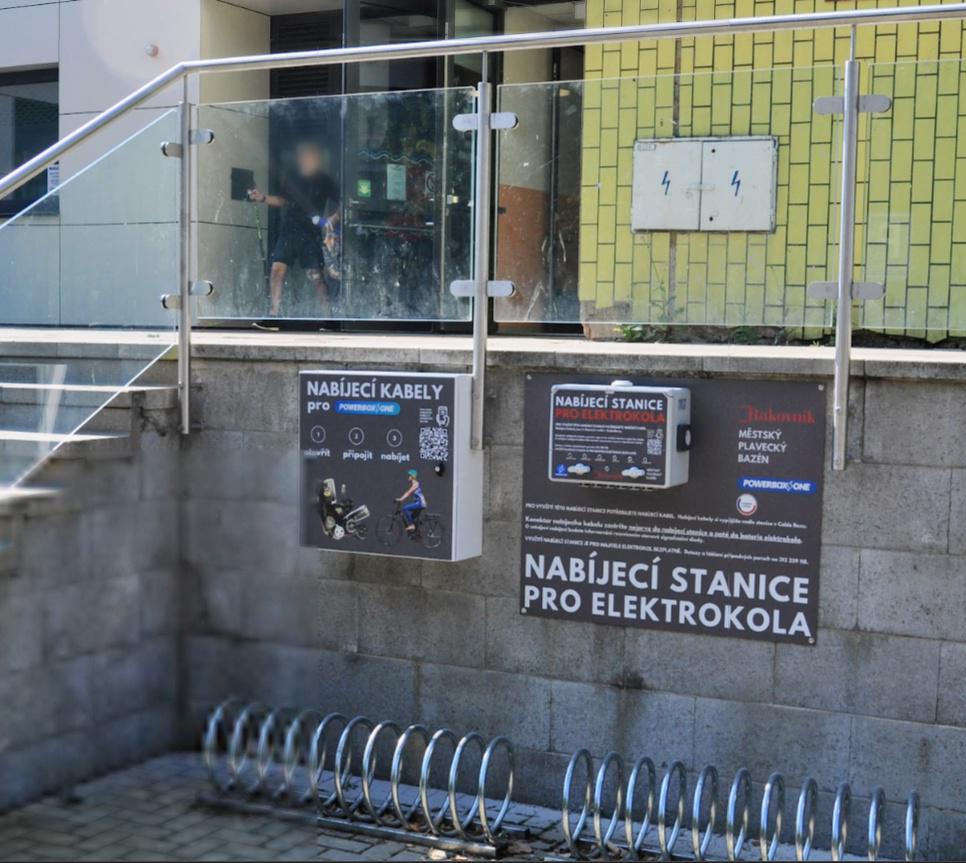 Nabíjecí stanice Městský plavecký bazén Rakovník foto 3