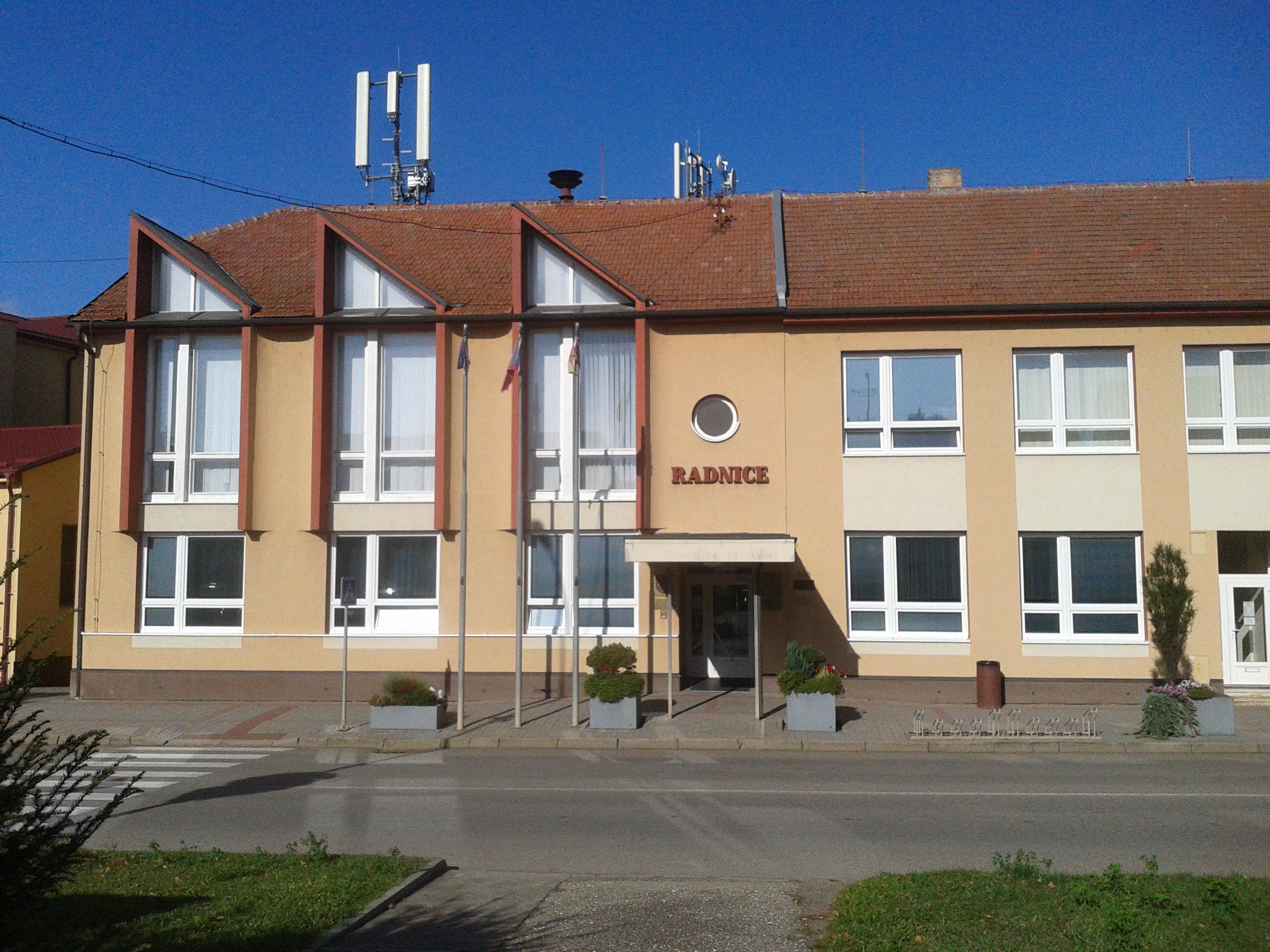 Velké Bílovice - městský úřad foto 3