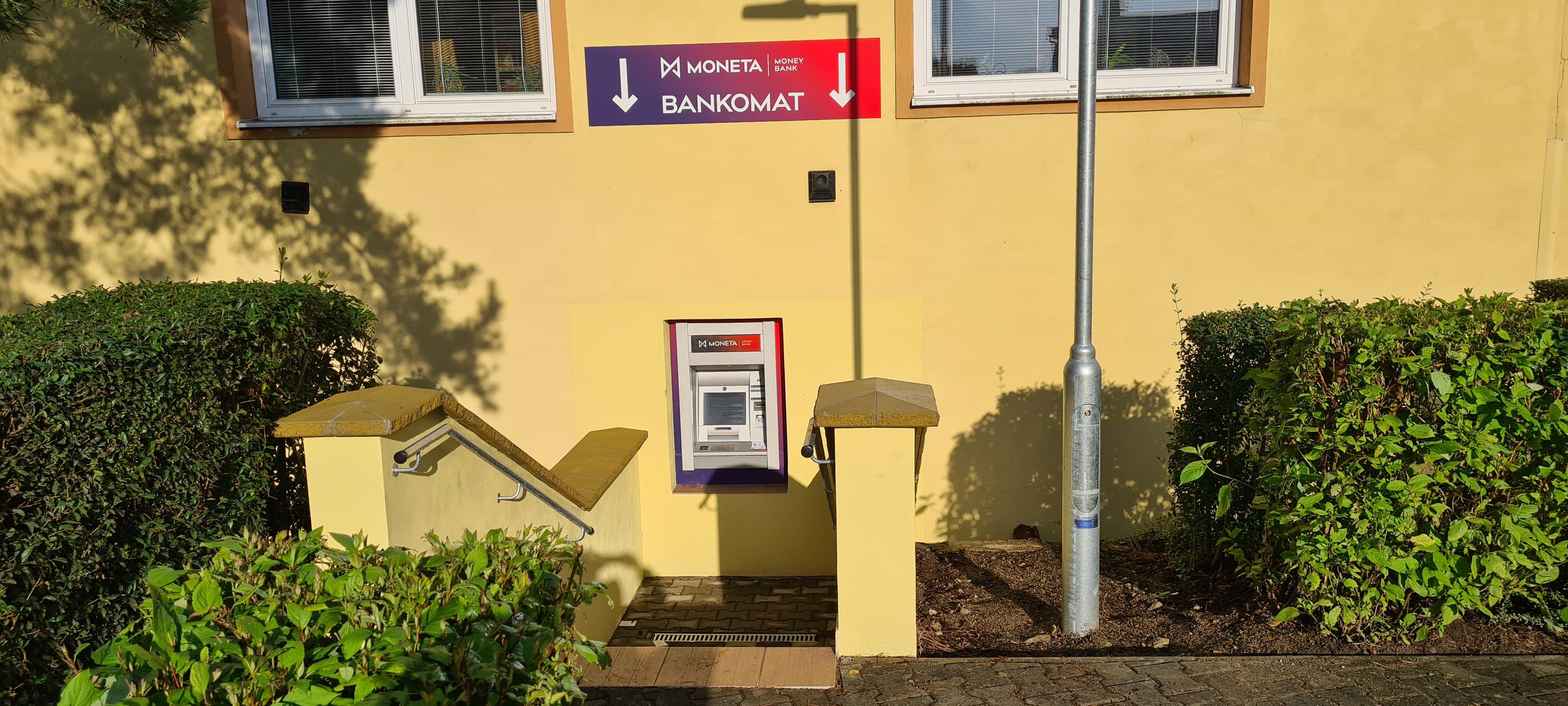 Bankomat MONETA Money Bank foto 3