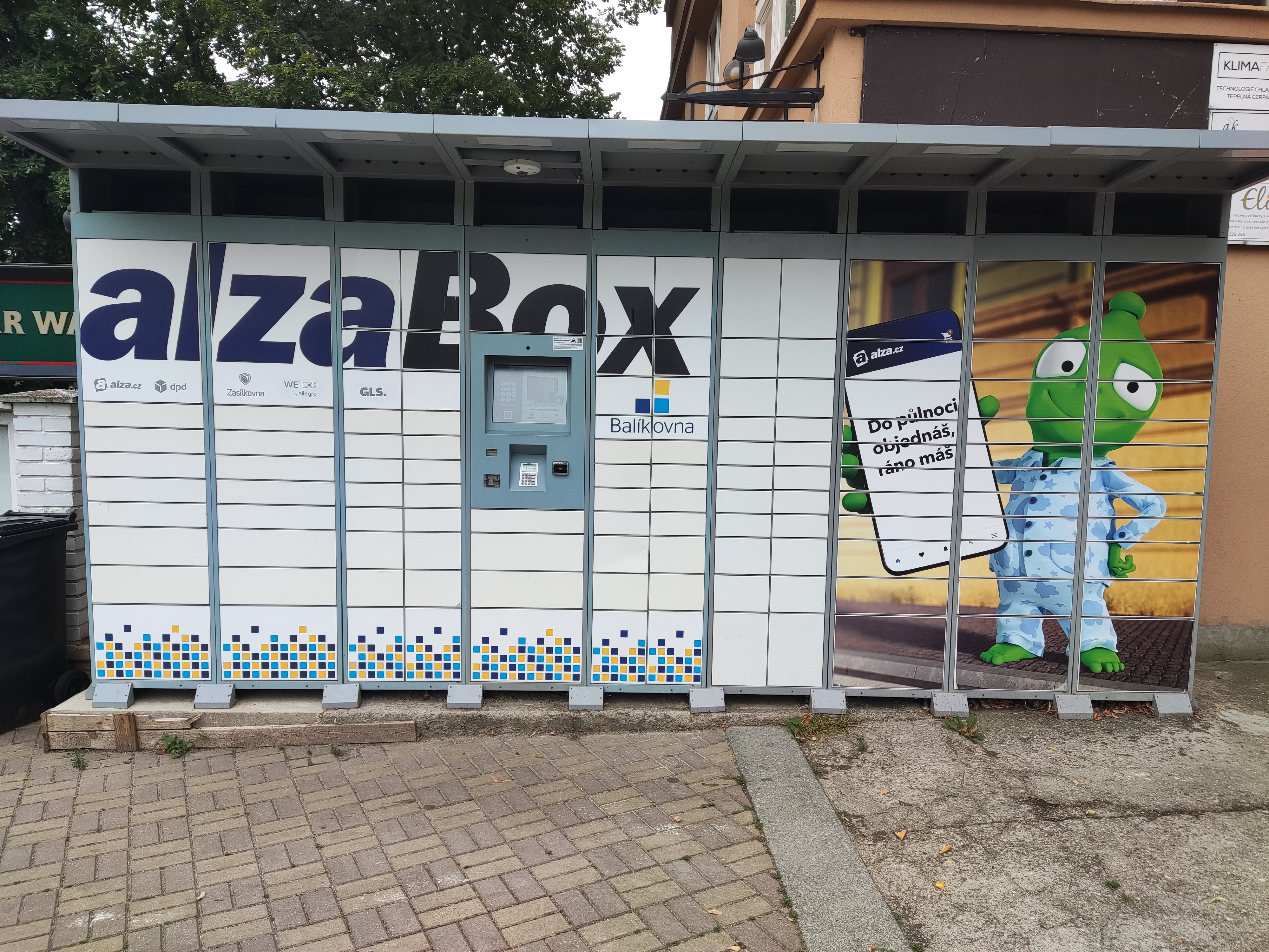 AlzaBox