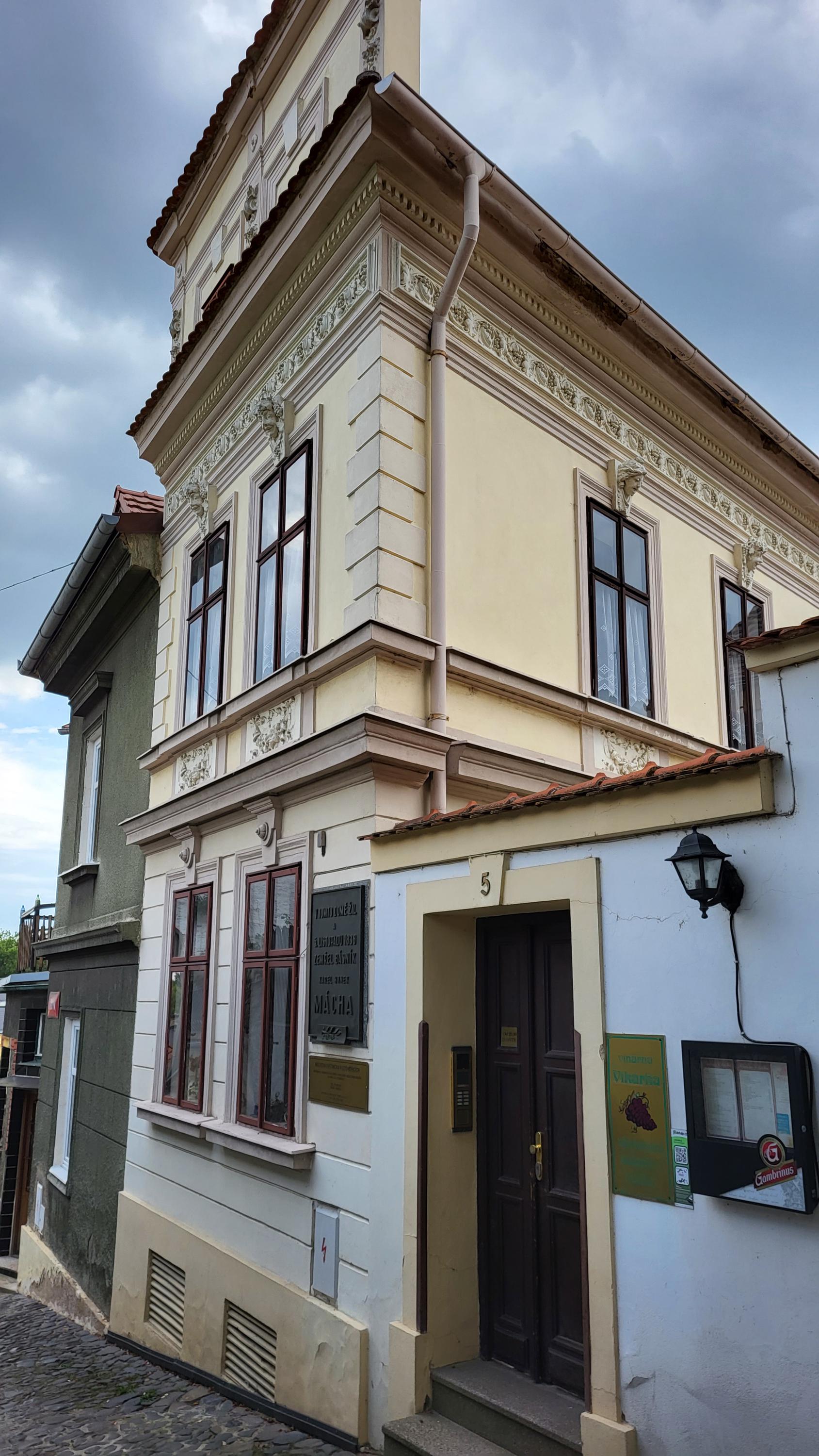 Památník Karla Hynka Máchy foto 2