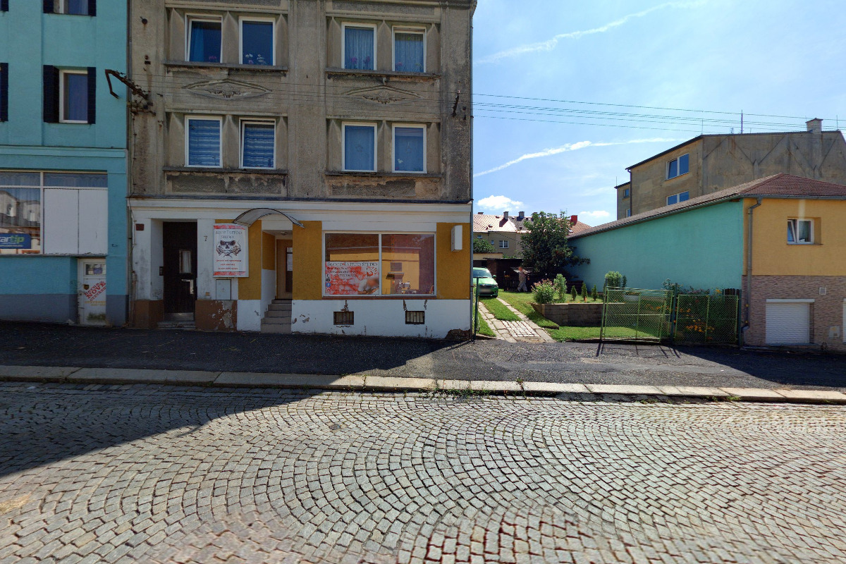 West Corner foto 2