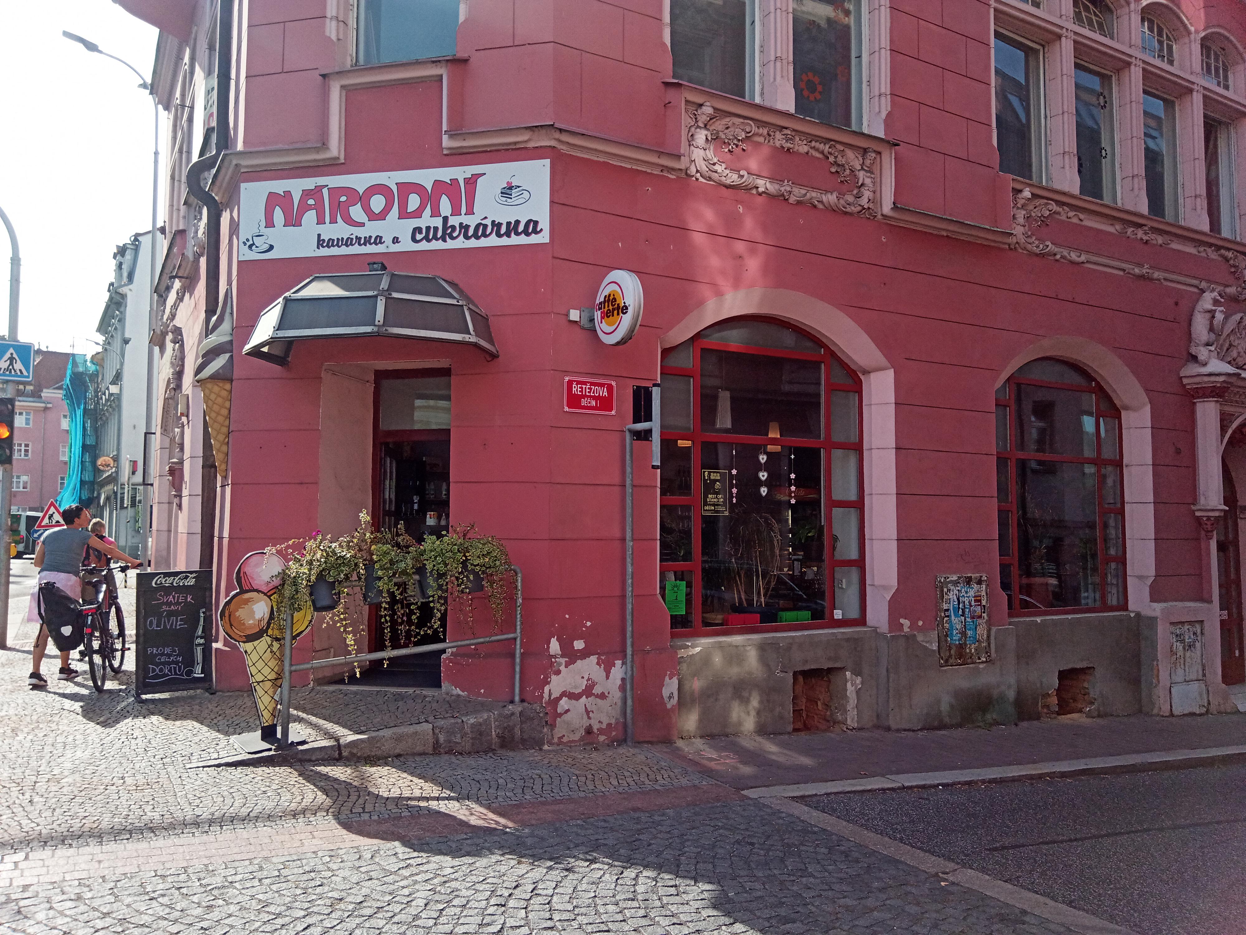 Národní kavárna a cukrárna