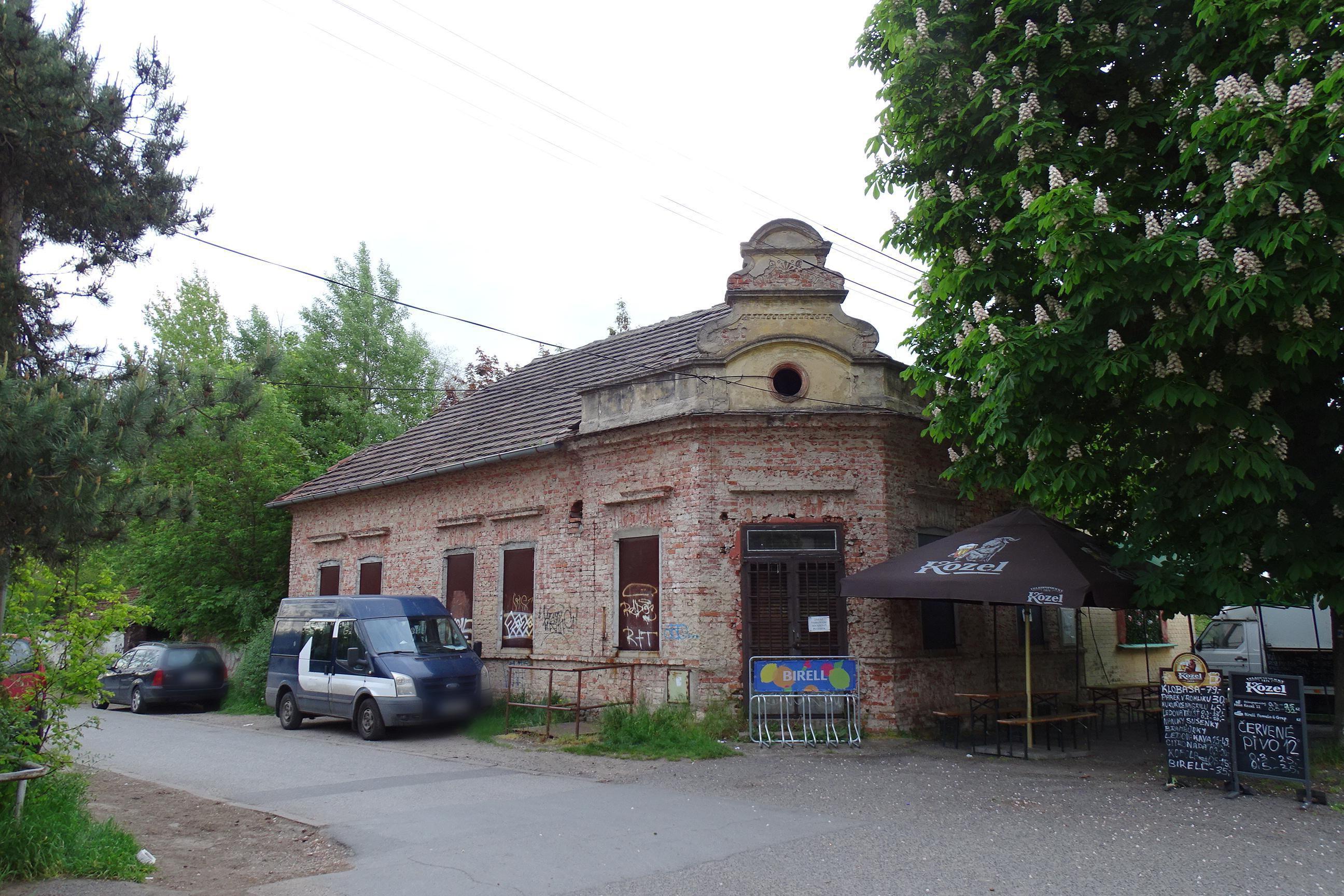 Pod kaštany food track foto 2