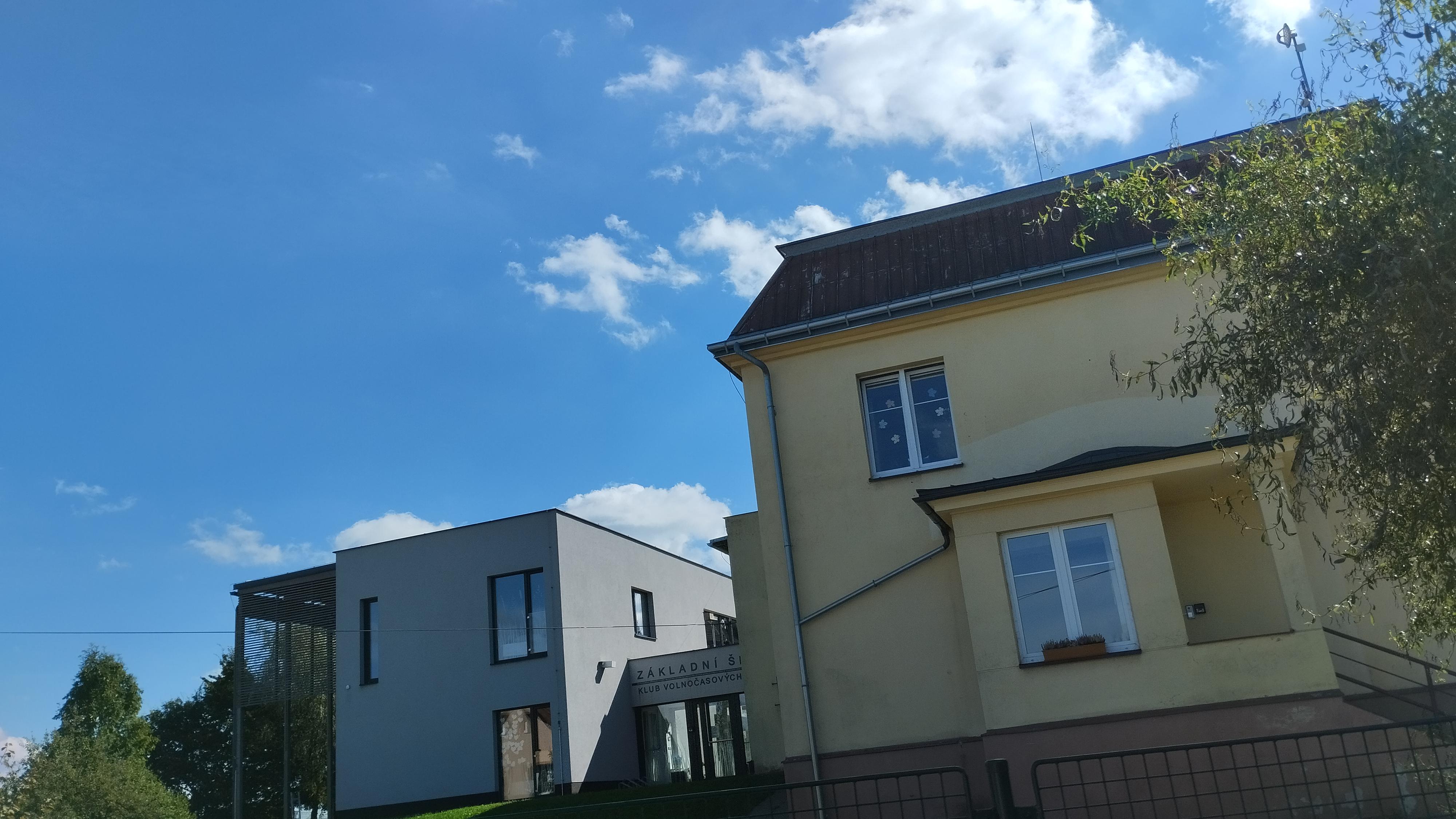 Základní škola a Mateřská škola Ostašov, Liberec, Žákovská foto 3