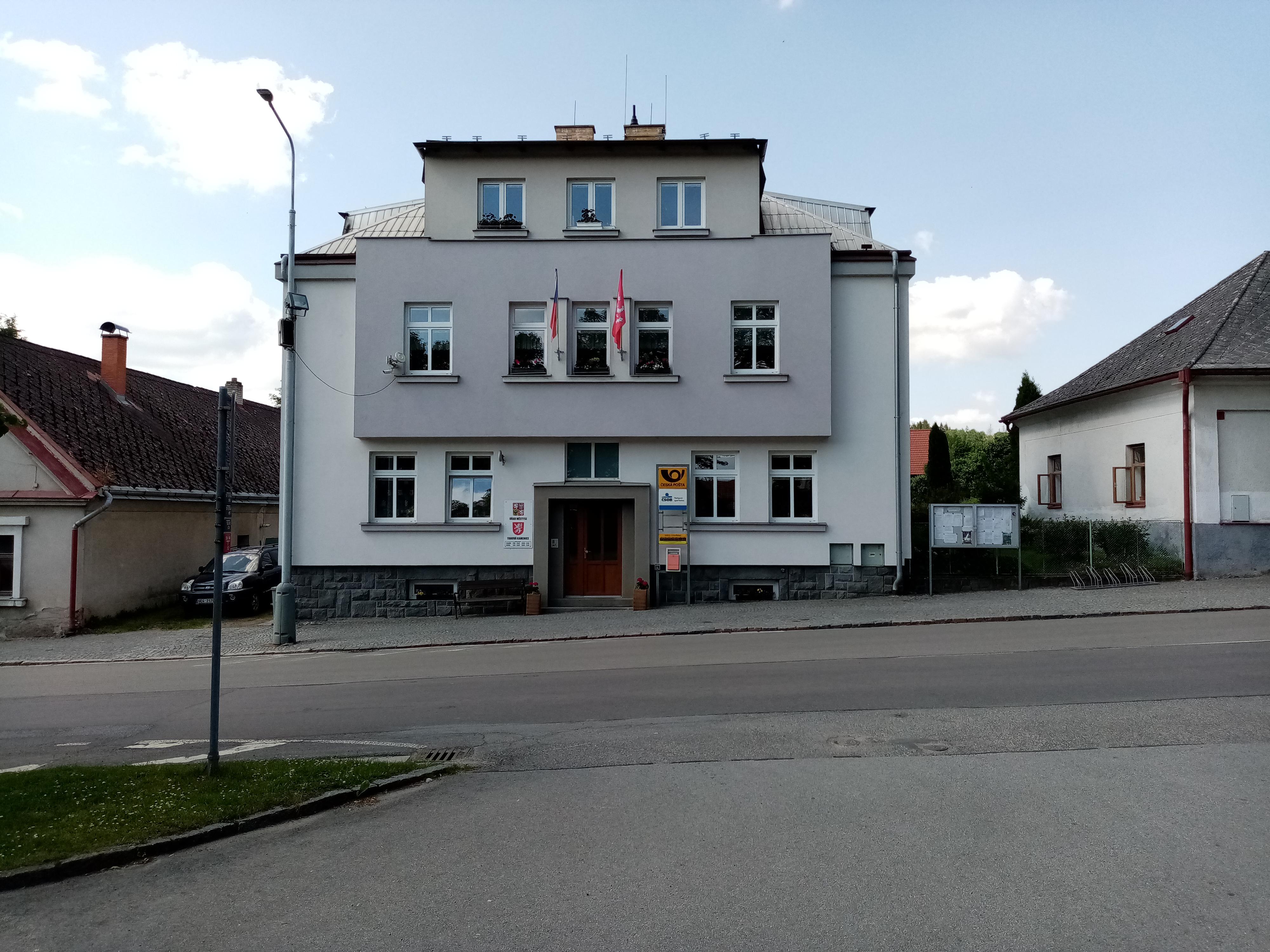 Trhová Kamenice - úřad městyse foto 2