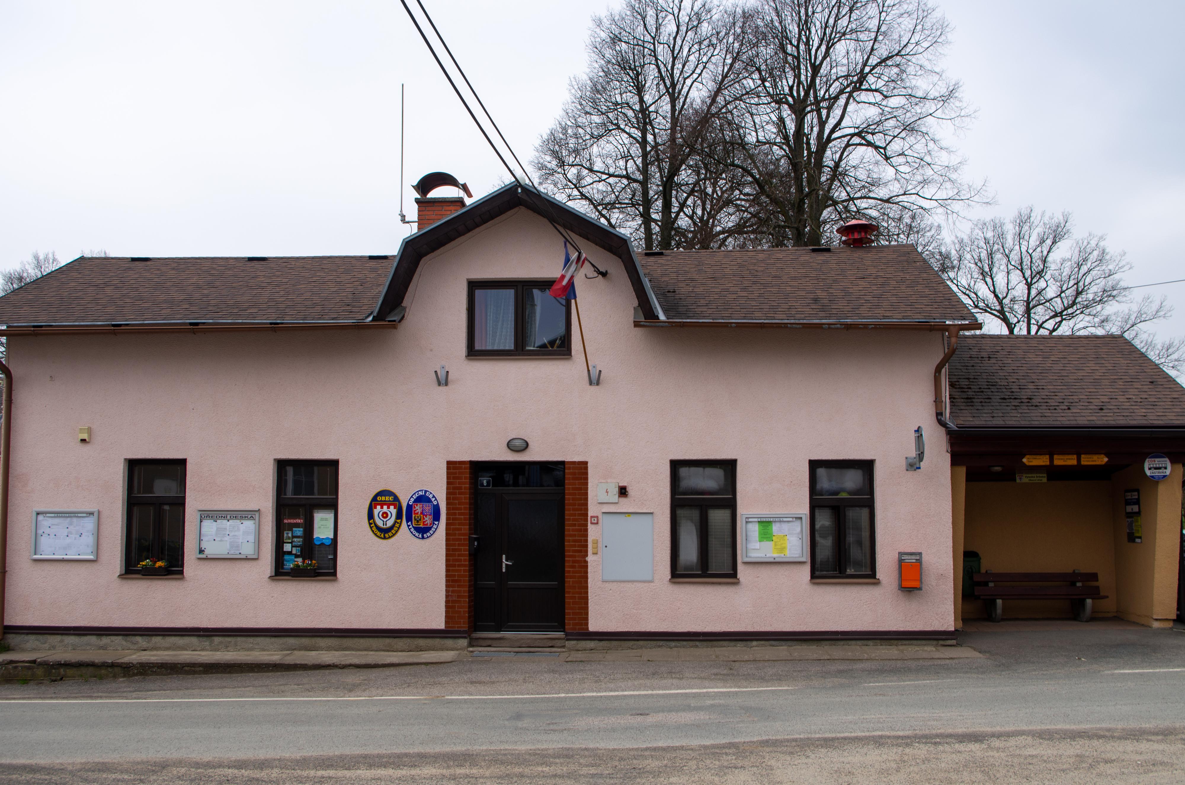 Vysoká Srbská - obecní úřad foto 2