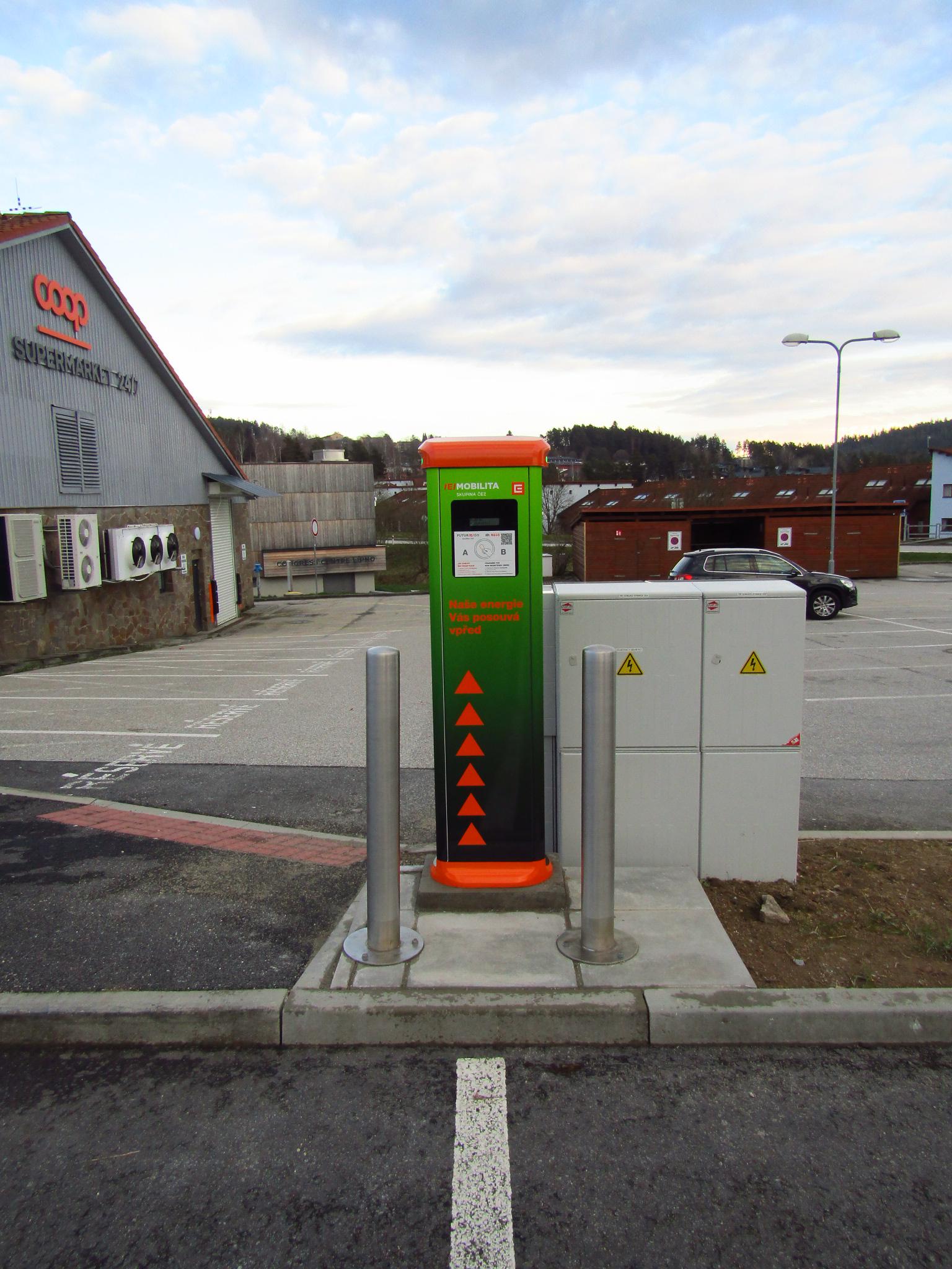 Nabíjecí stanice ČEZ foto 4