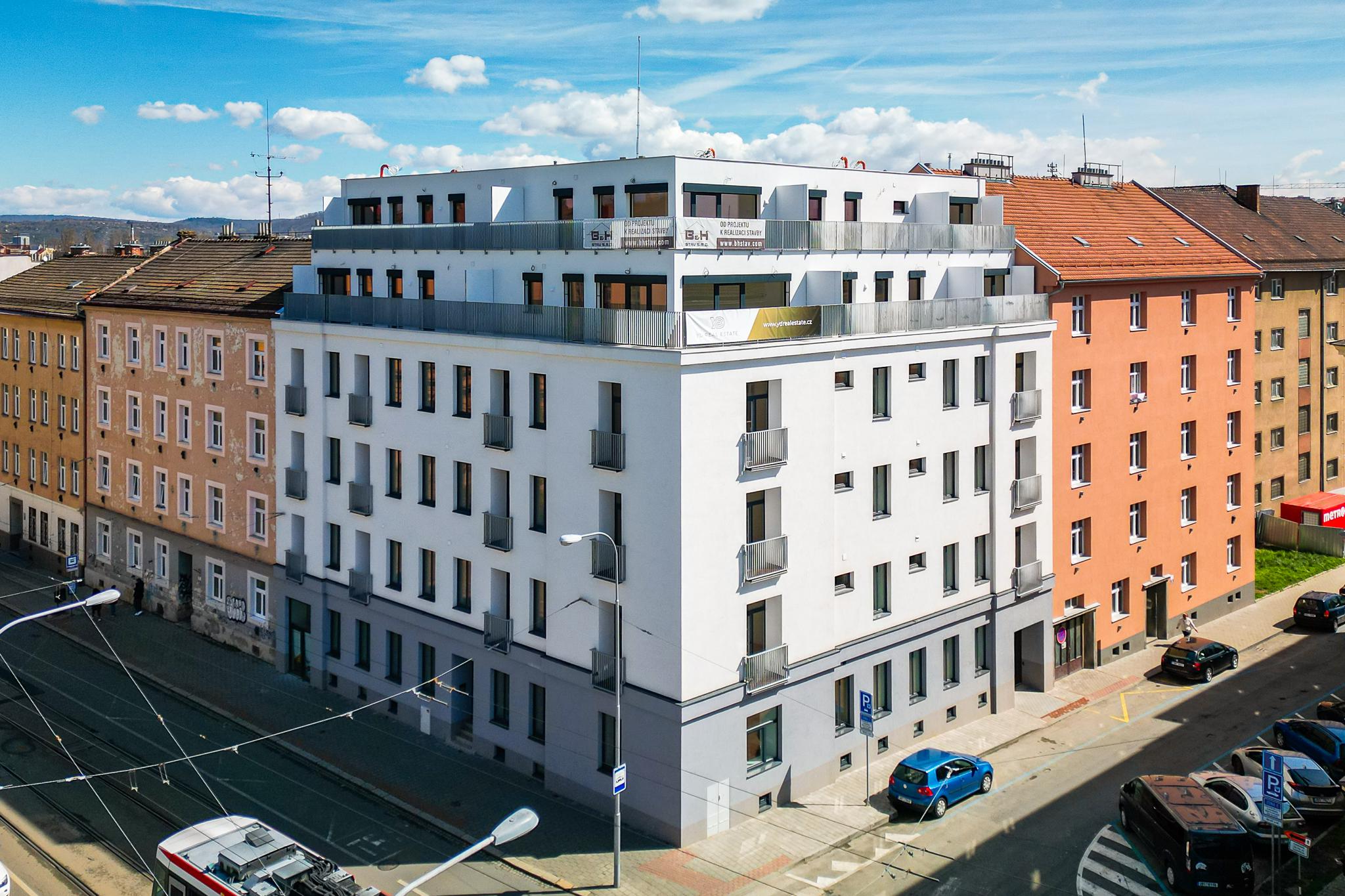 YD Real Estate s.r.o. foto 5