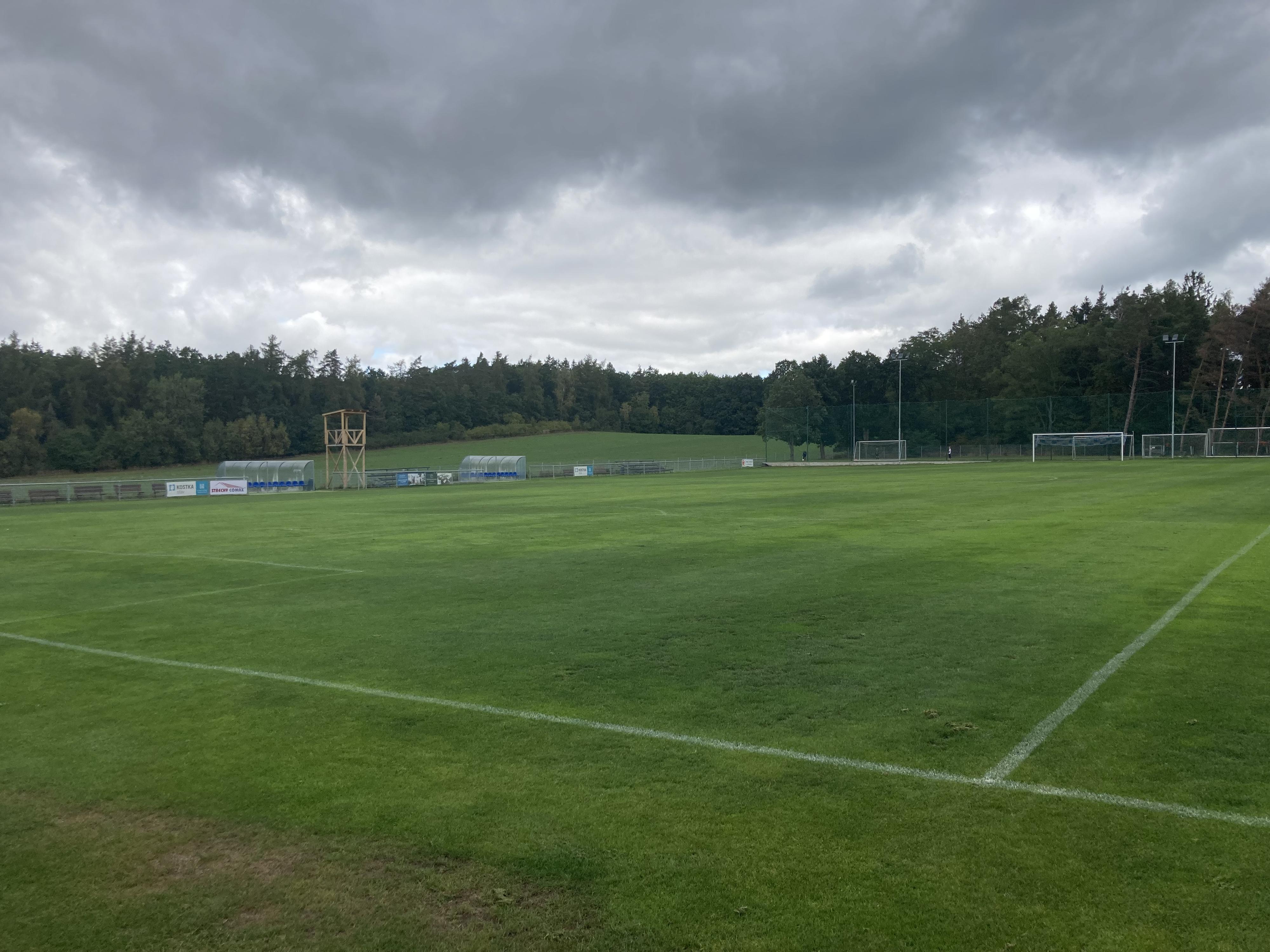 SK Doksy - fotbalové hřiště foto 1