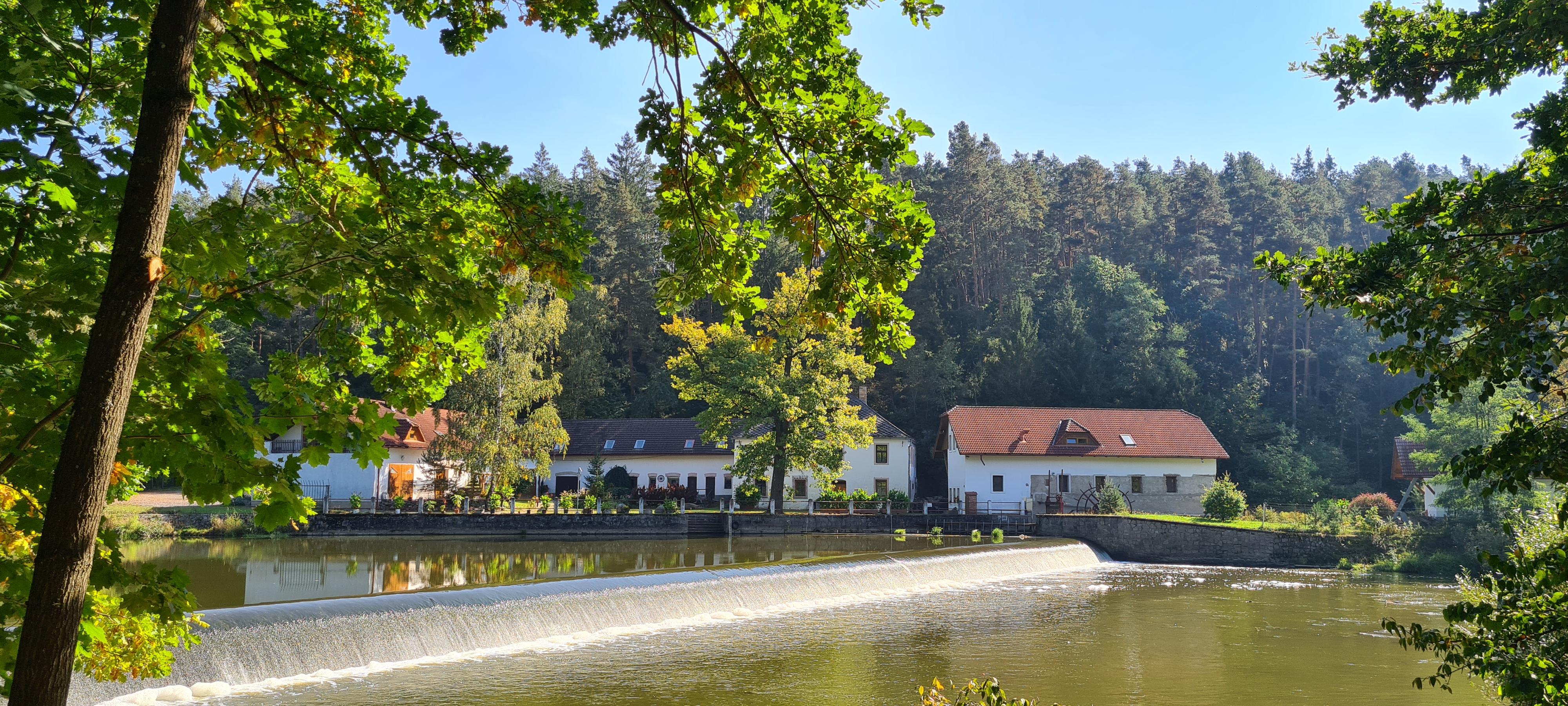 Chatový kemp Červený mlýn foto 3