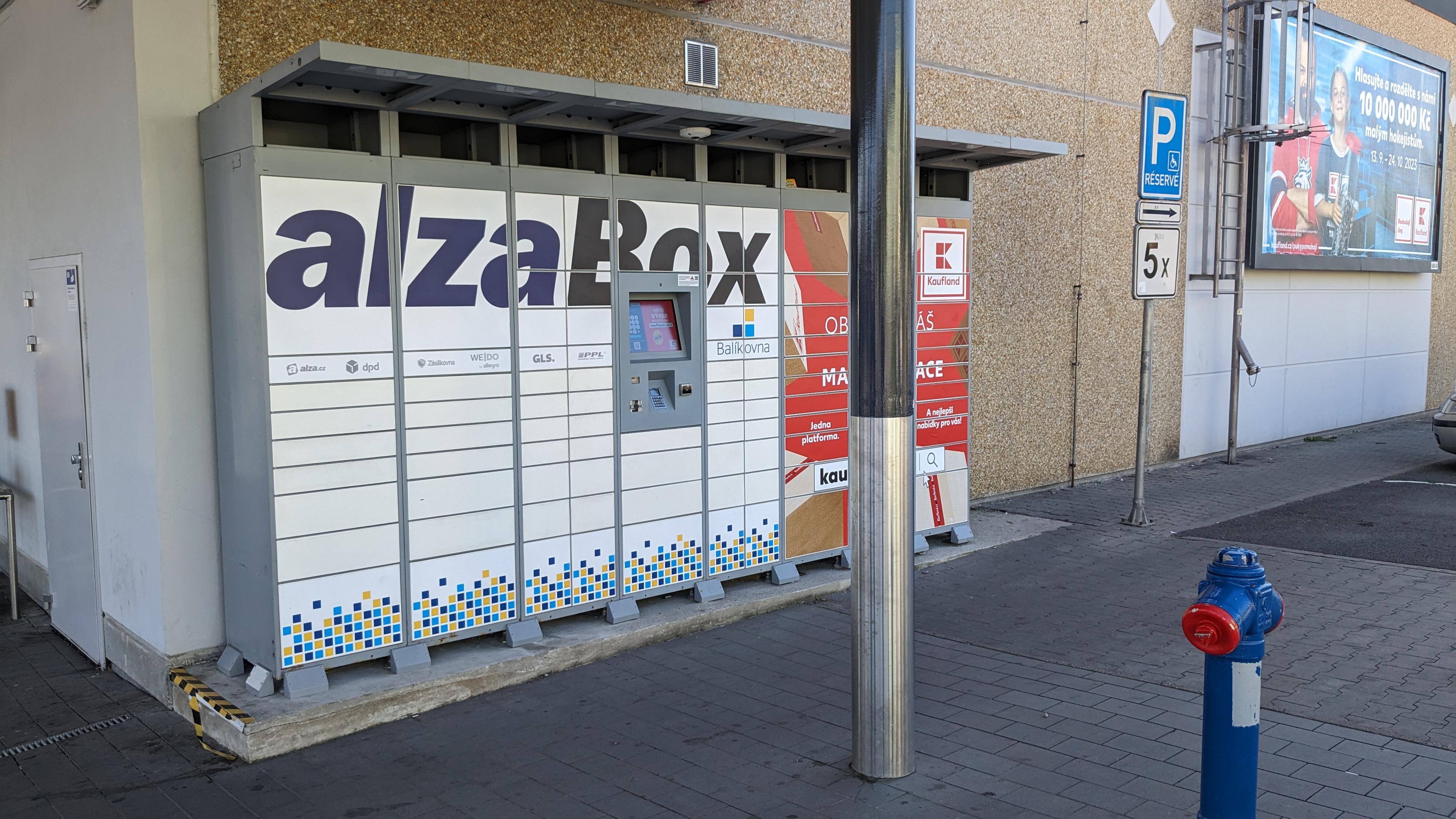 AlzaBox foto 2