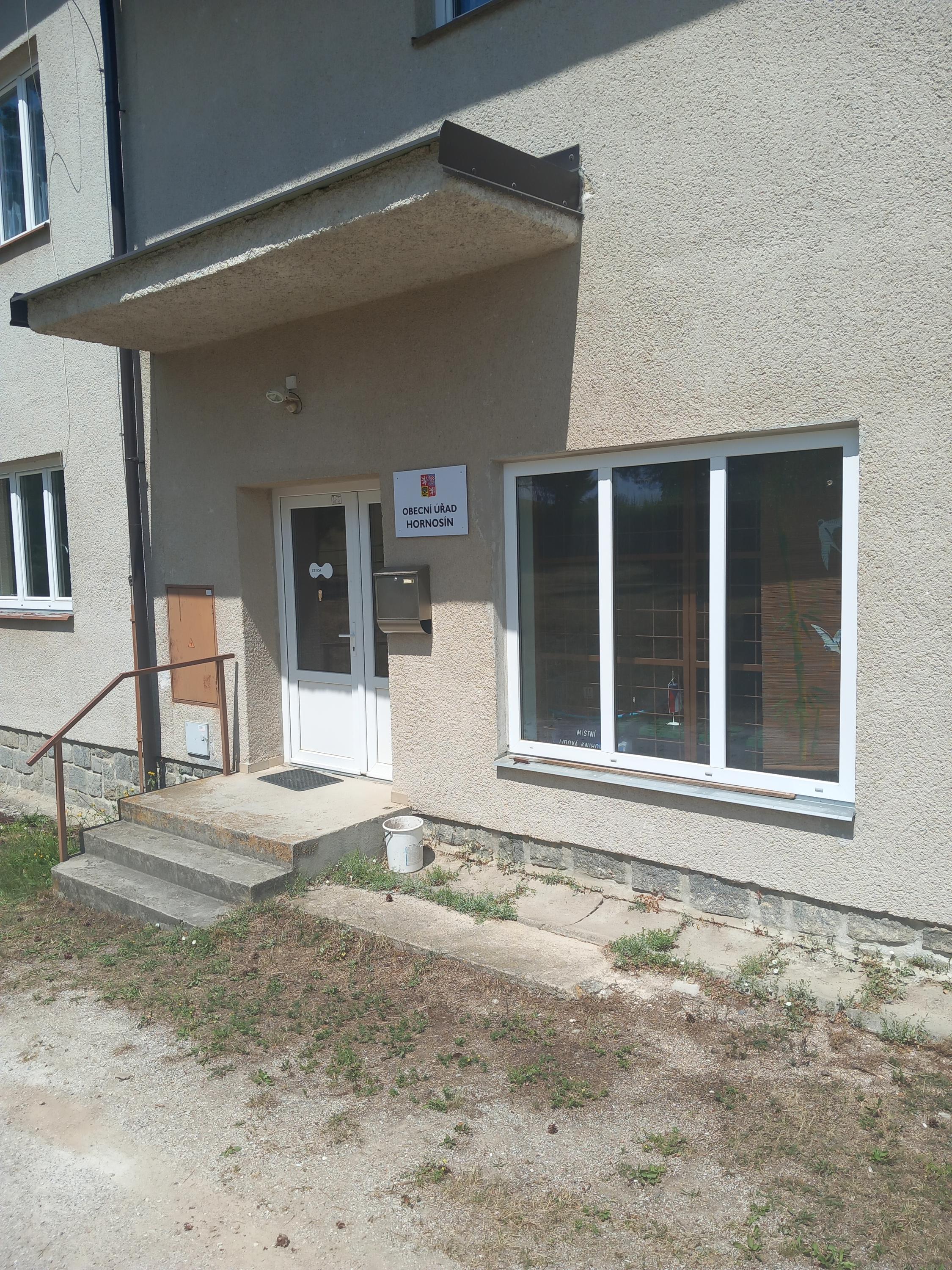 Hornosín - obecní úřad foto 2