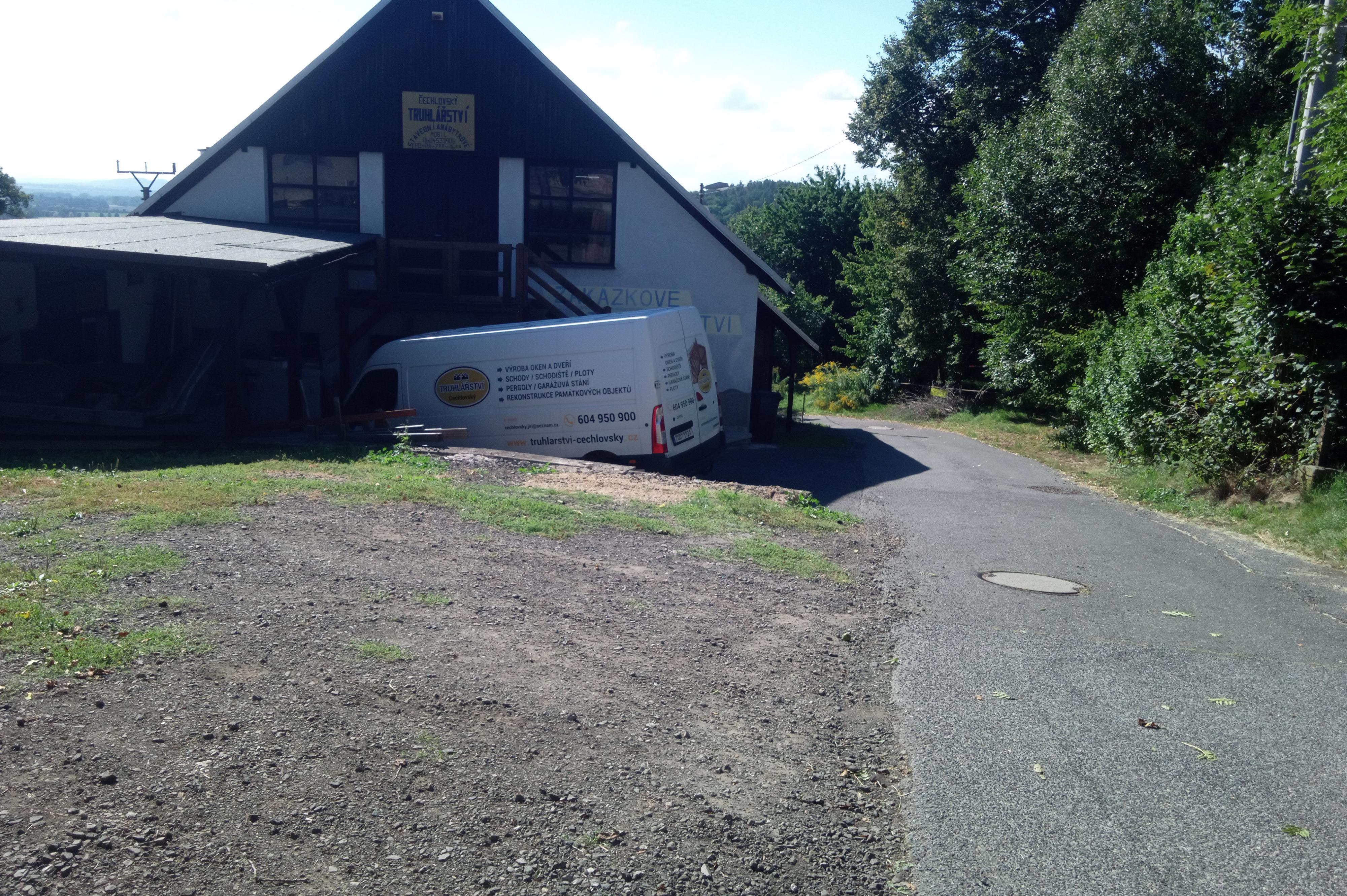 Zakázkové truhlářství Čechlovský