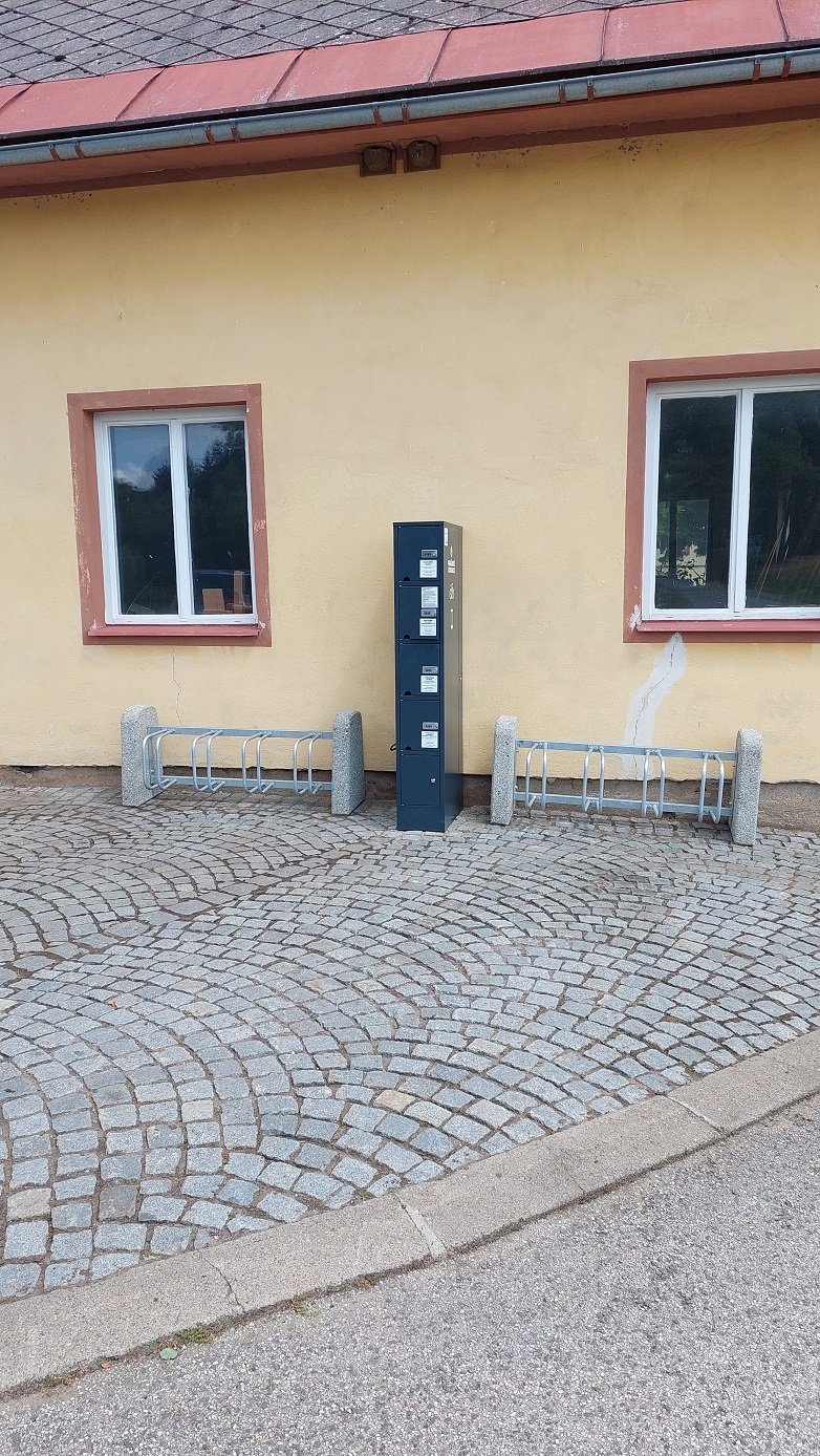 Nabíjecí stanice pro elektrokola foto 2