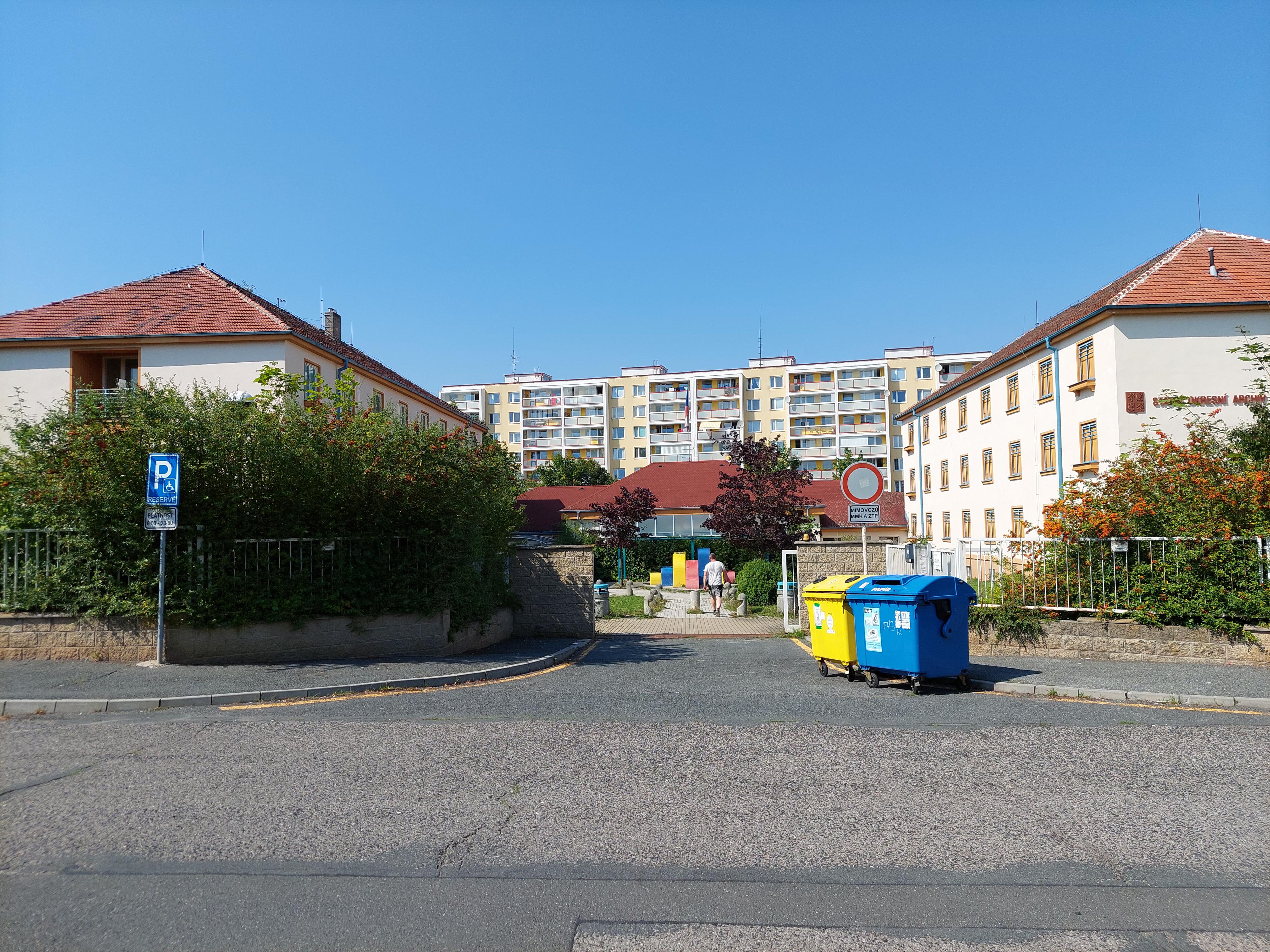 Ministerstvo vnitra - Oddělení pobytu cizinců  Kladno foto 2