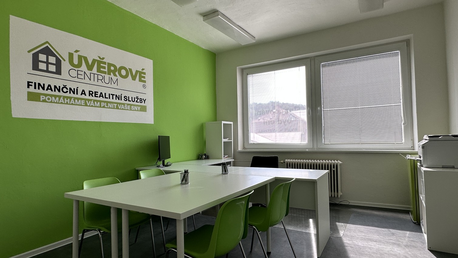 Igor Kahánek, JihoMoravská Realitní kancelář foto 2