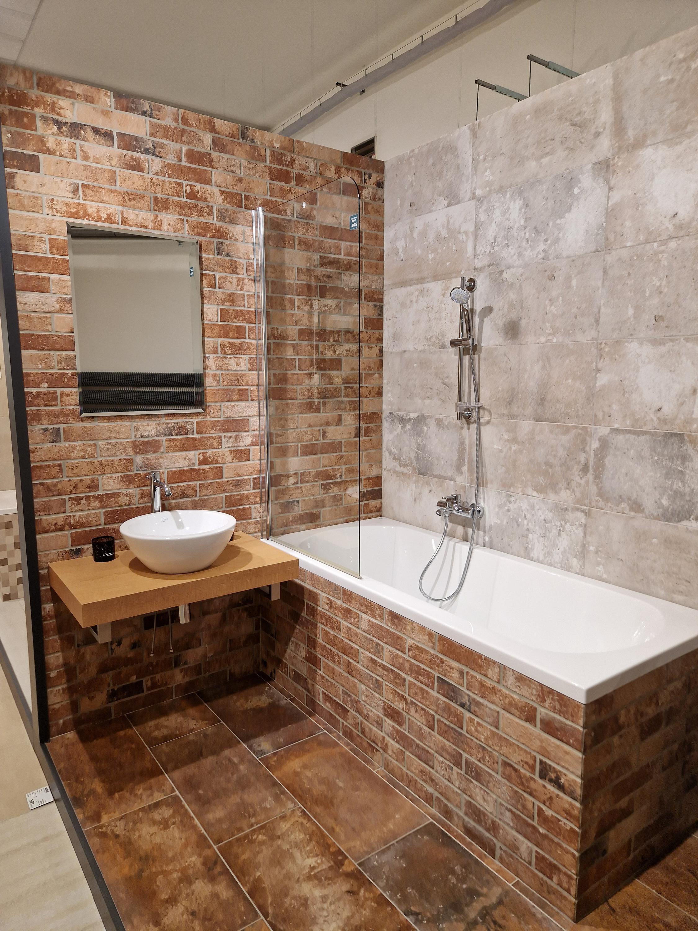 SENESI - koupelny a kuchyně foto 4