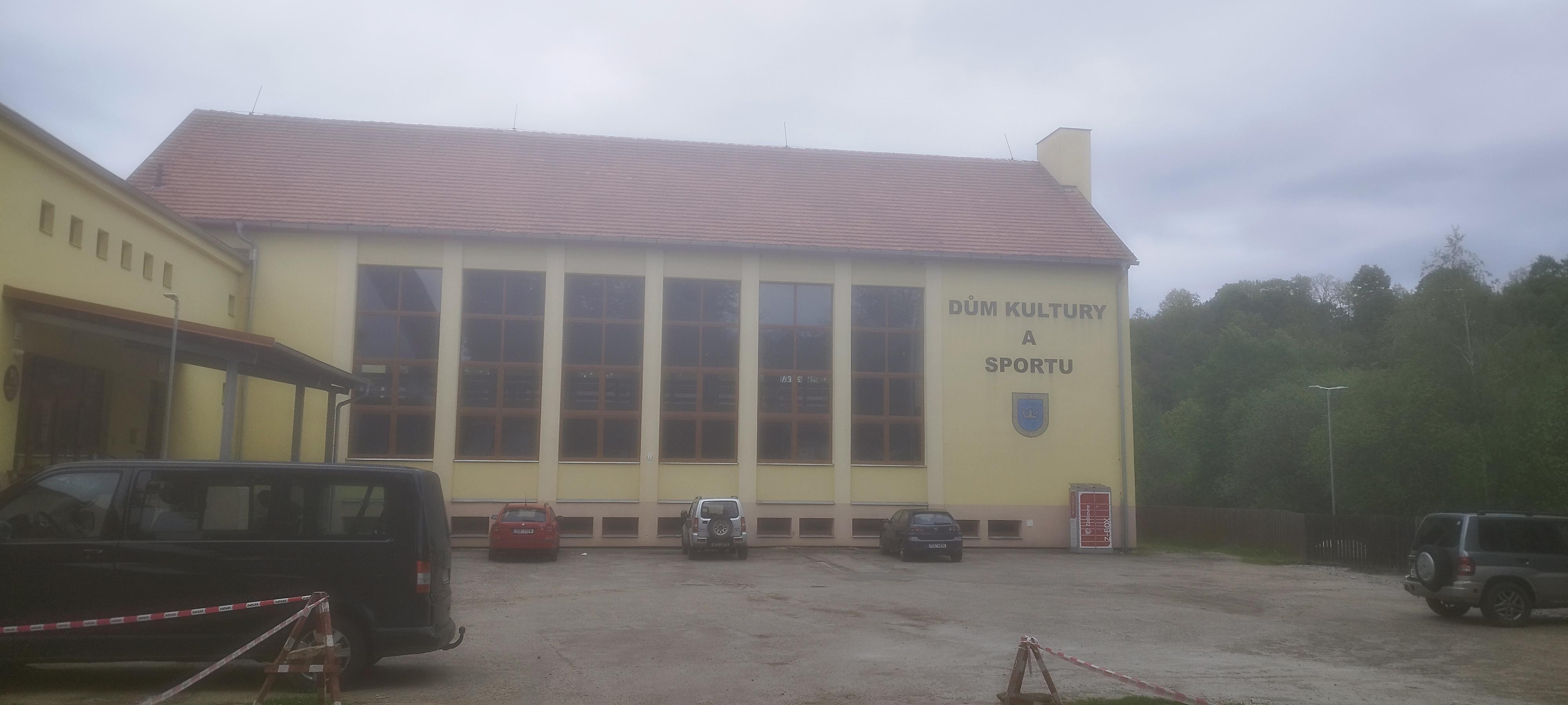 Zlatá Koruna - obecní úřad foto 5