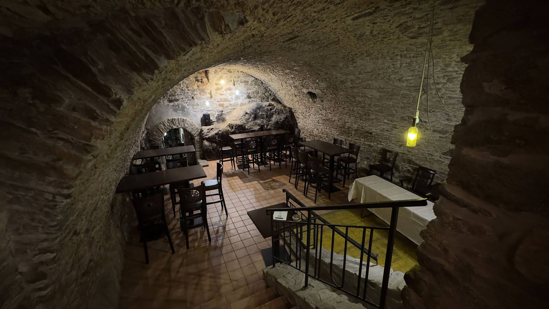 Barvino BAR v centru Znojma foto 4