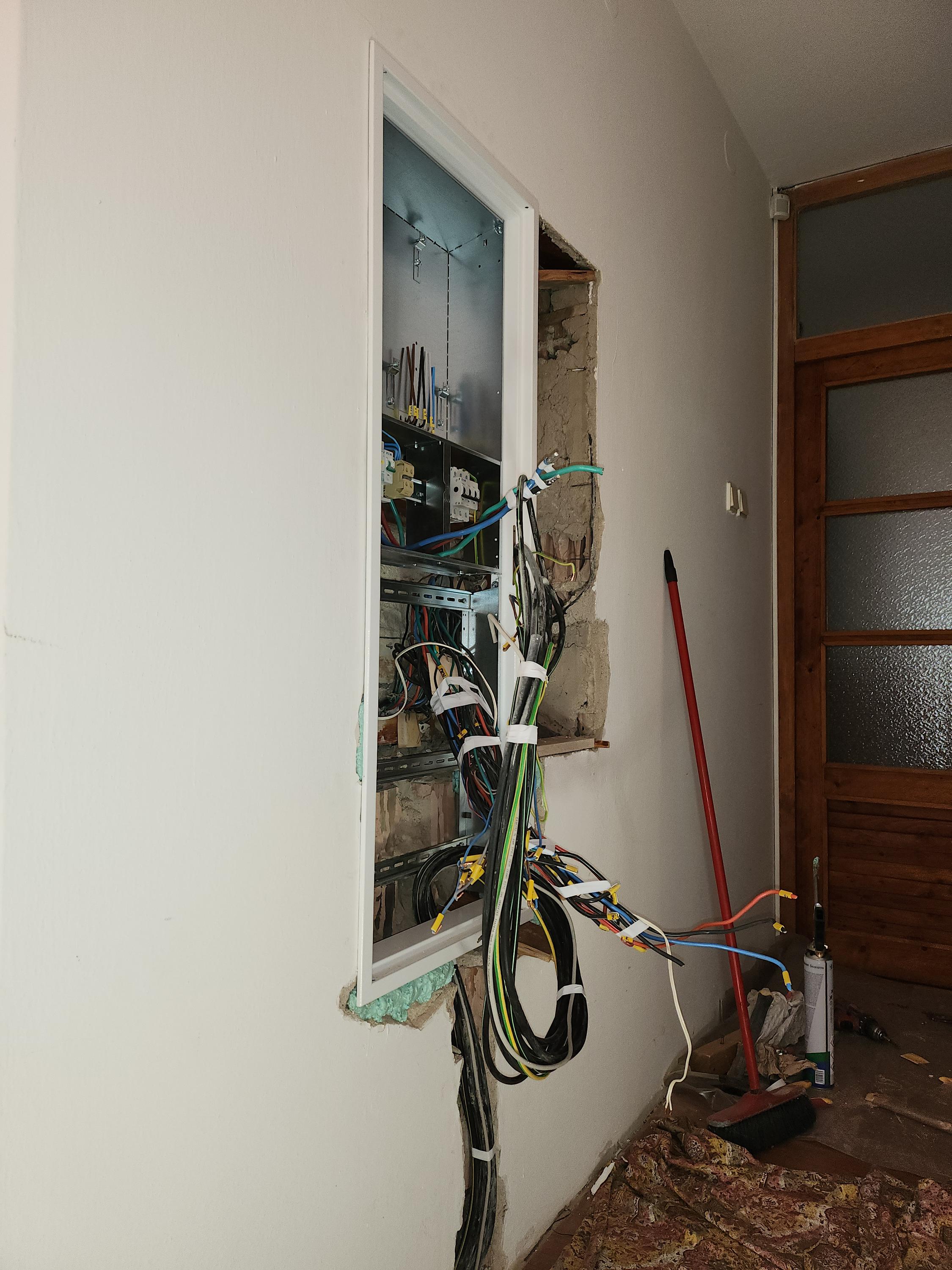 Elektroinstalace Roman Singer foto 2