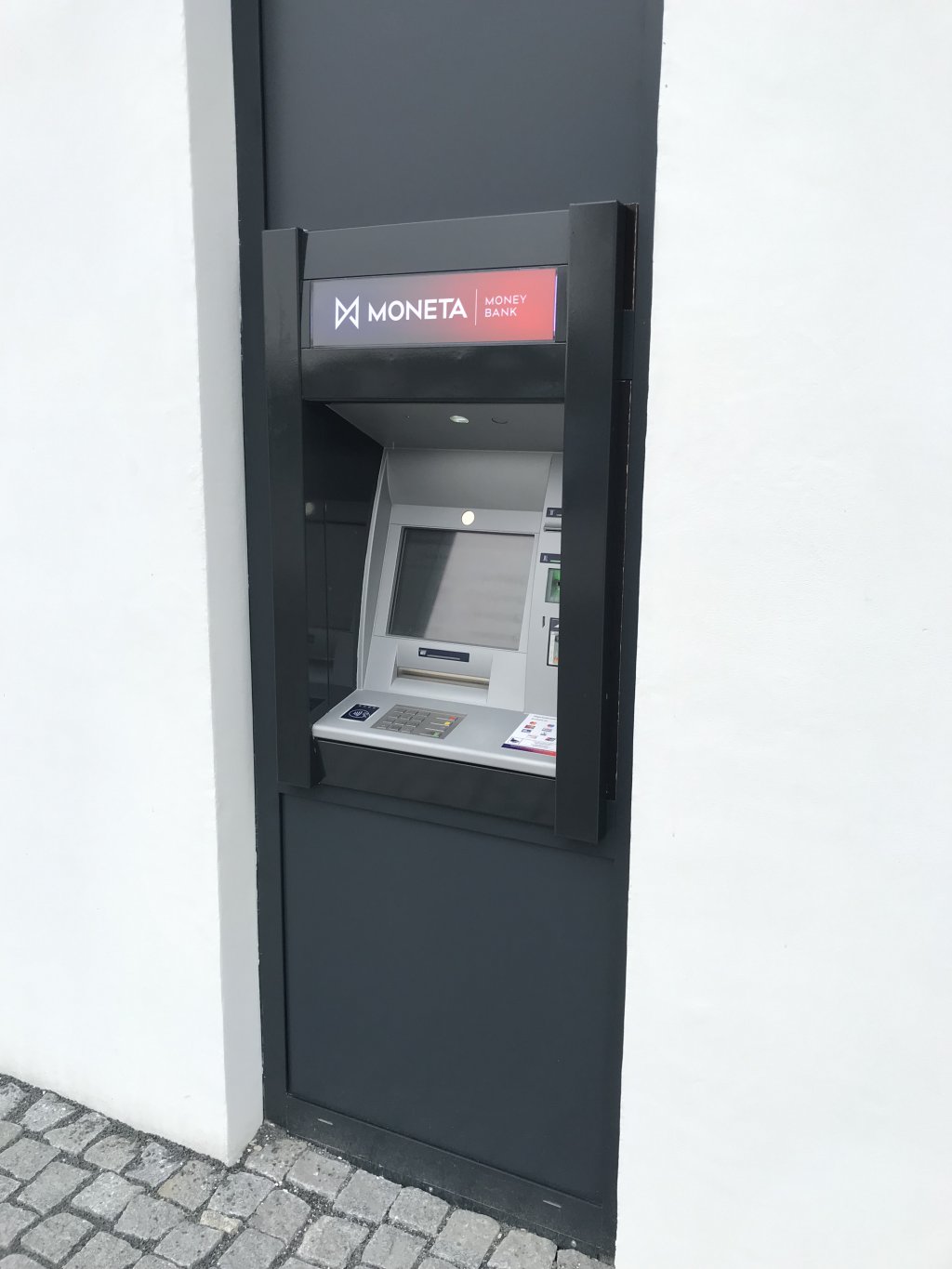 Bankomat MONETA Money Bank foto 2