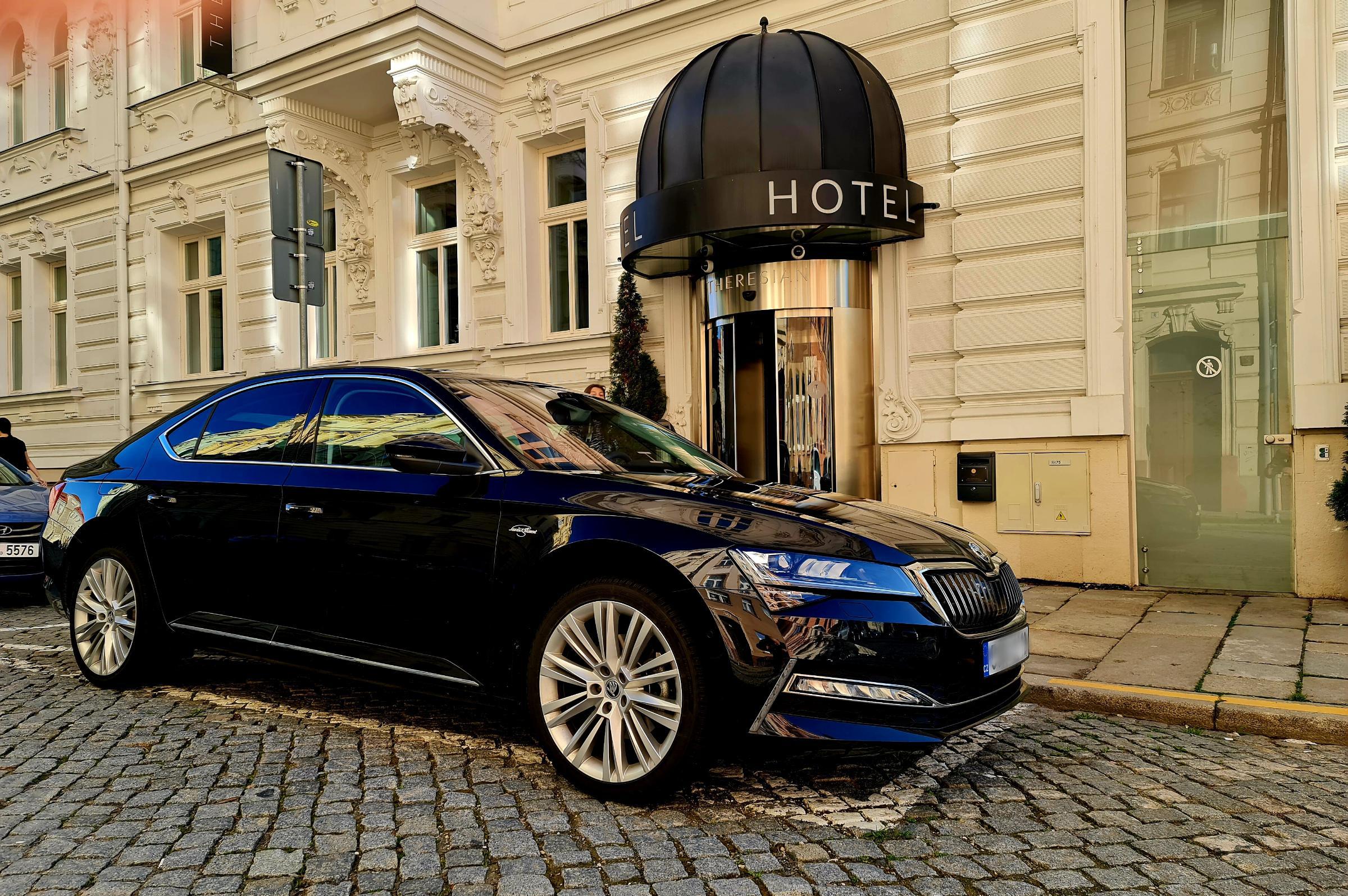 AIRPORT DRIVER Czechia