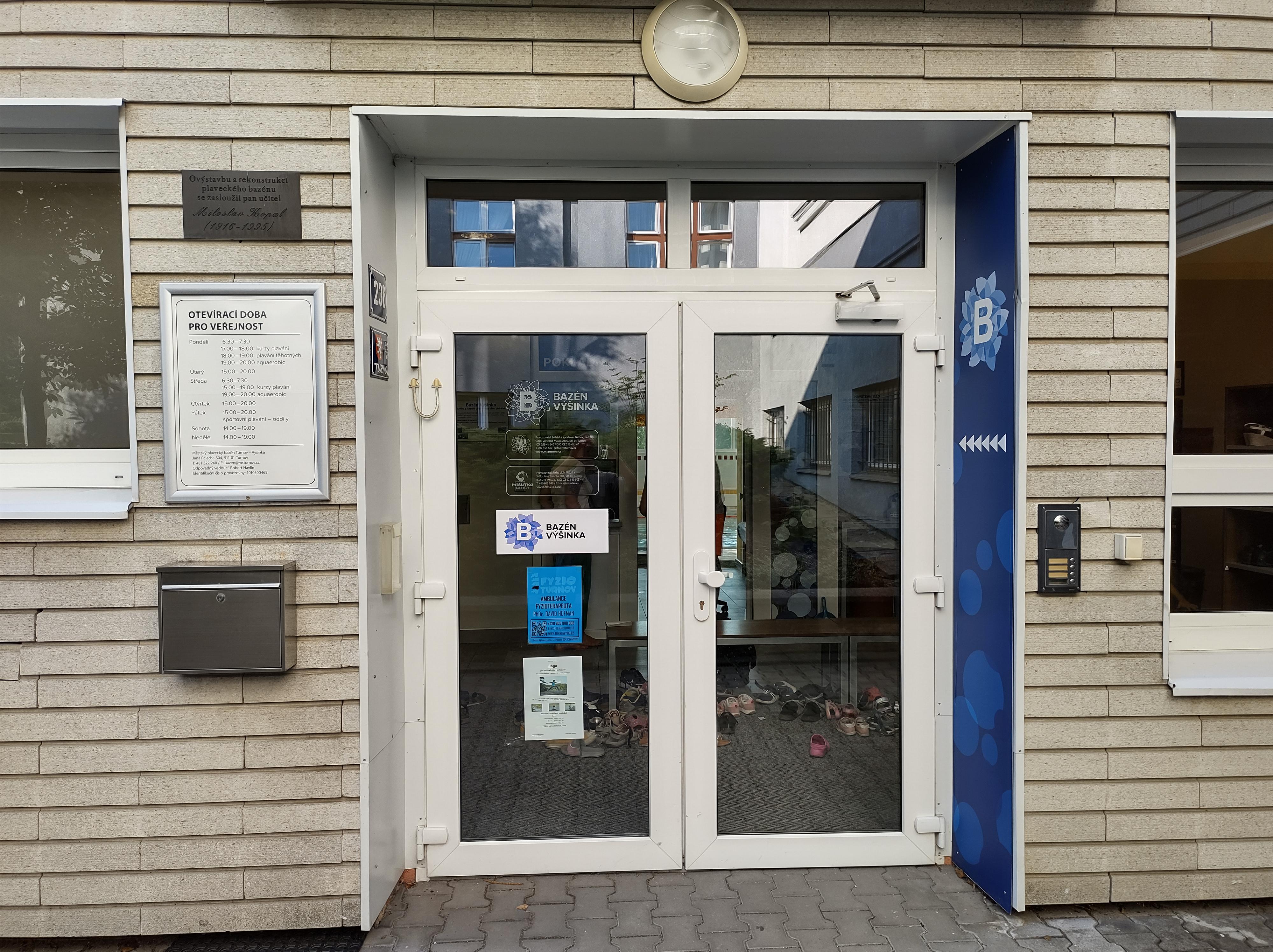 Městský plavecký bazén Turnov foto 4
