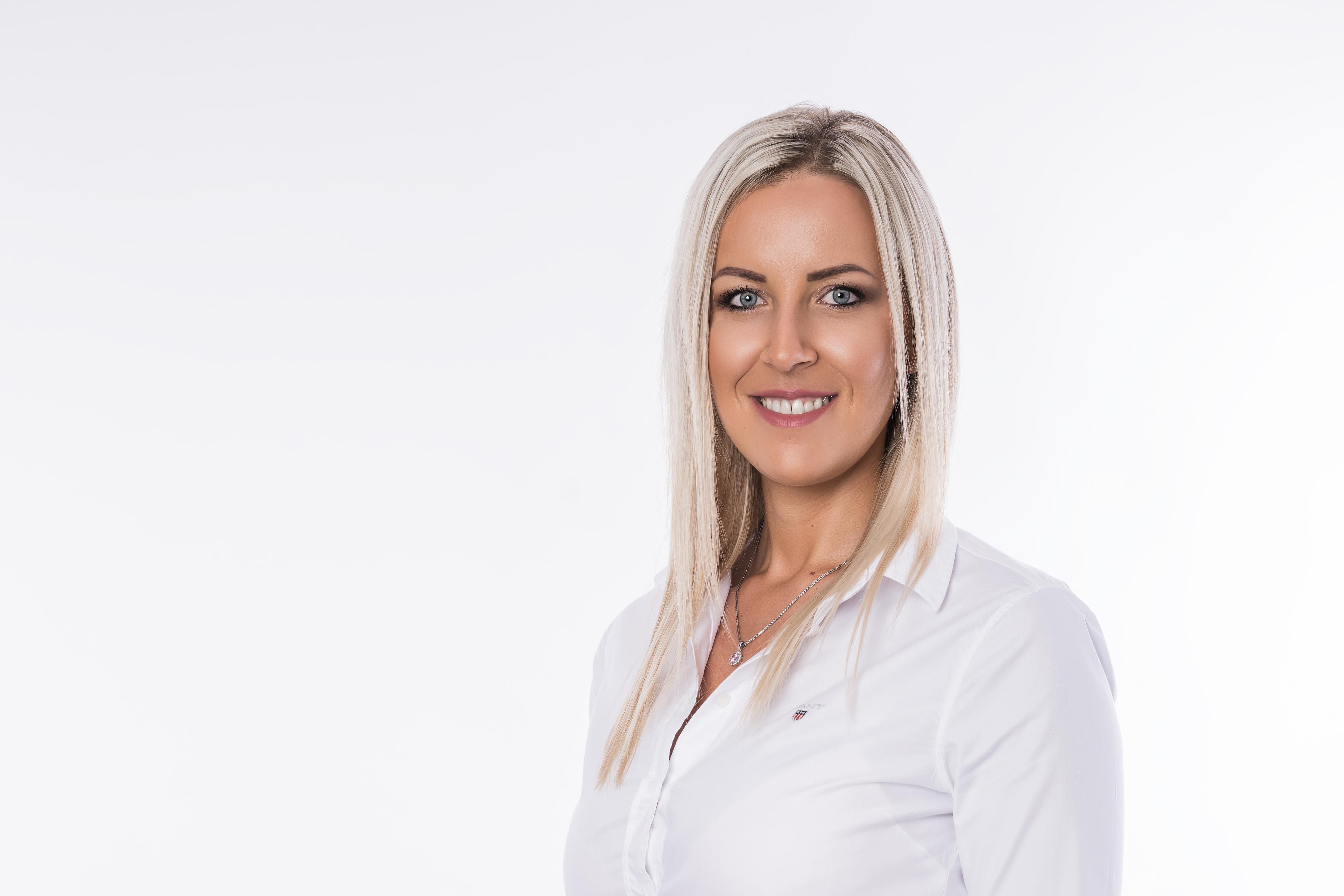 Petra Palušná Remax G8