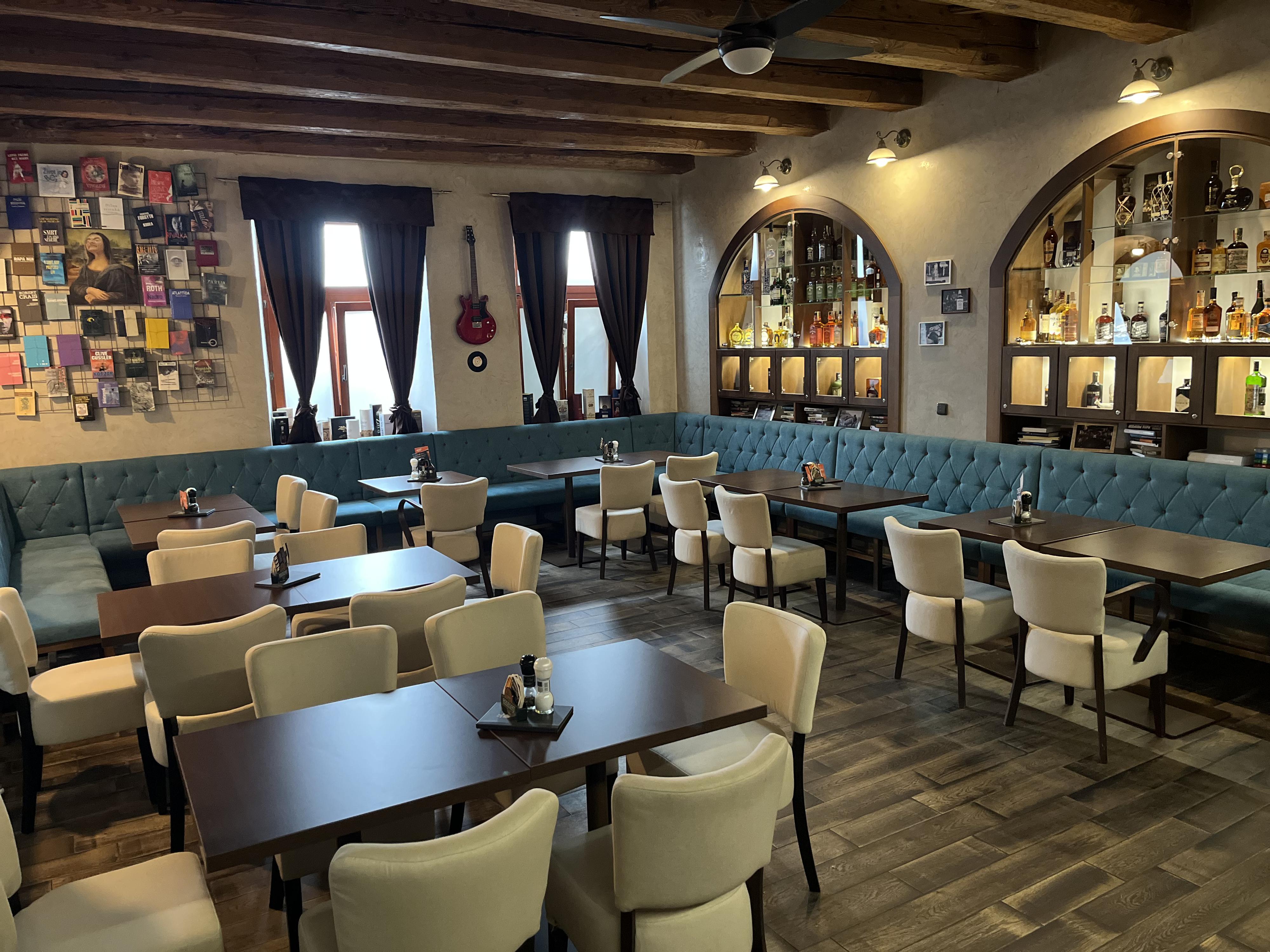 Restaurace a vinárna U Radnice foto 2