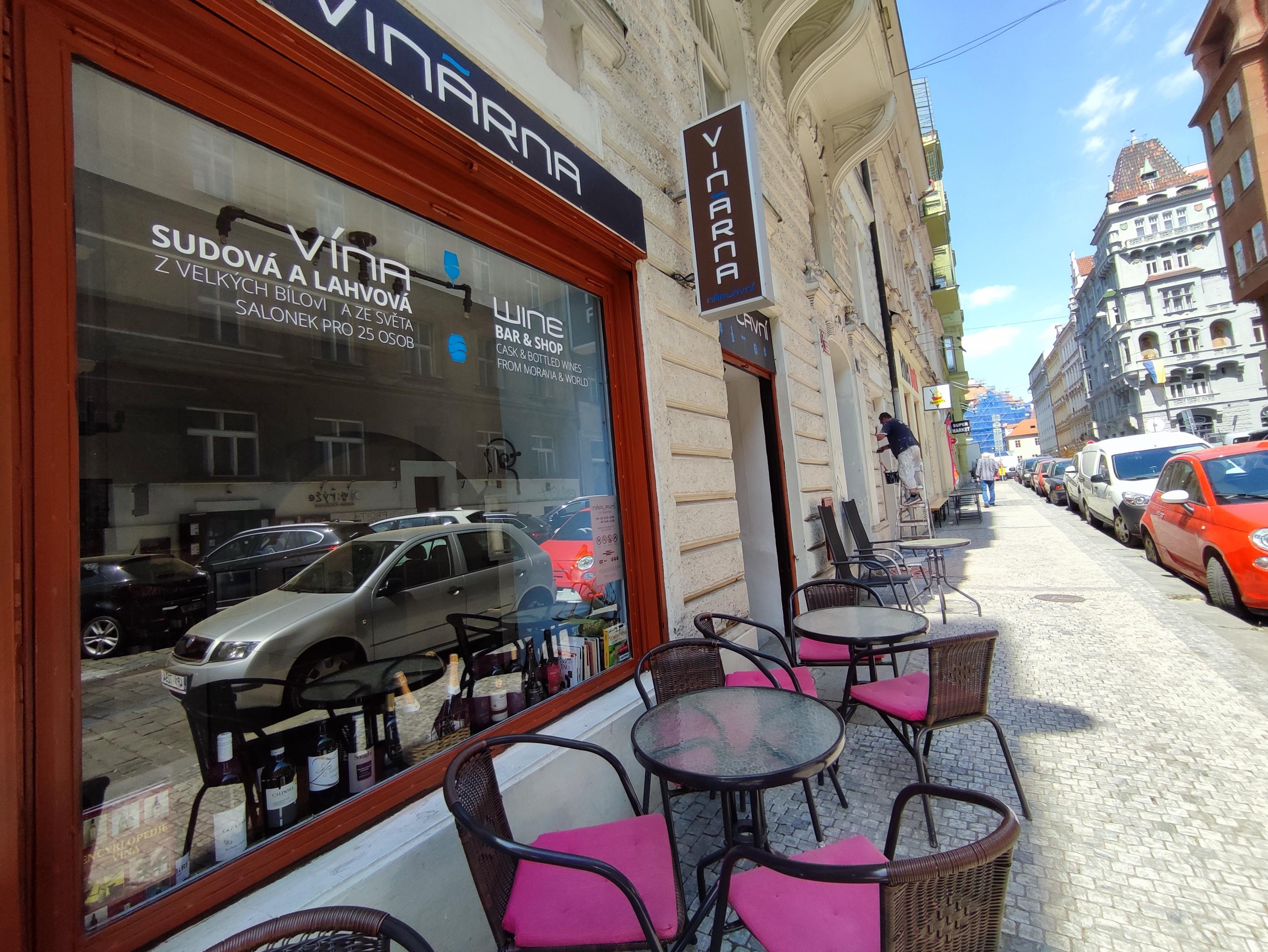 Vinárna Náplavní foto 6