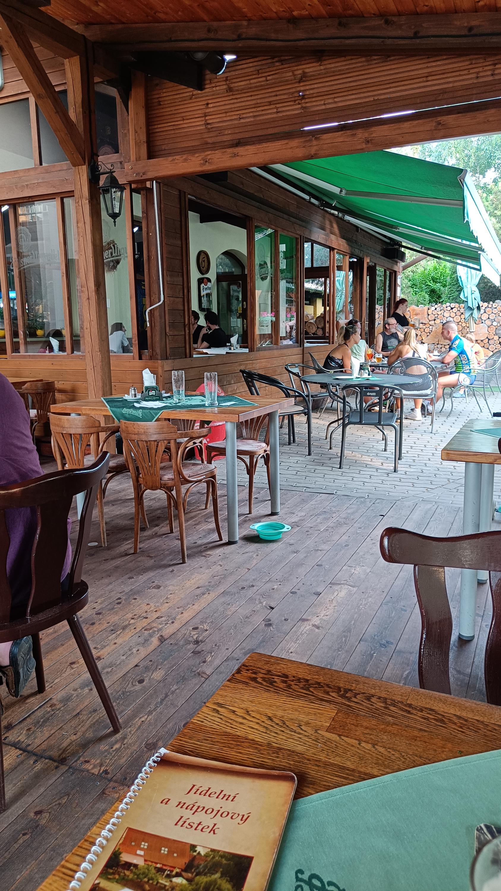 Restaurace Na Hrázi foto 2