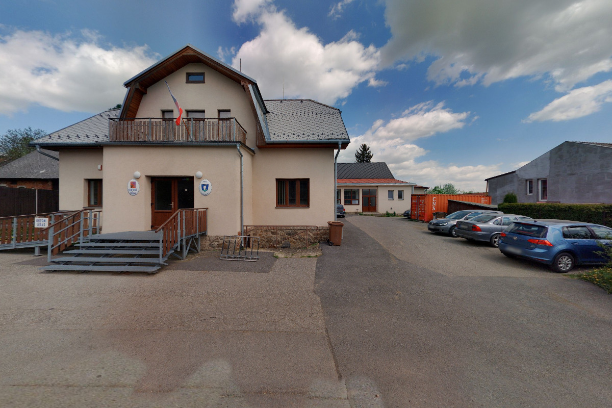 Nadějov - obecní úřad