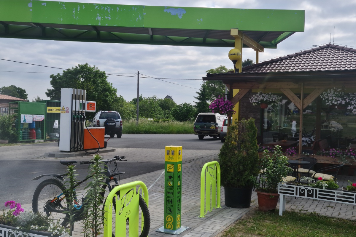 Čerpací stanice JD - nabíjecí stanice na elektrokola