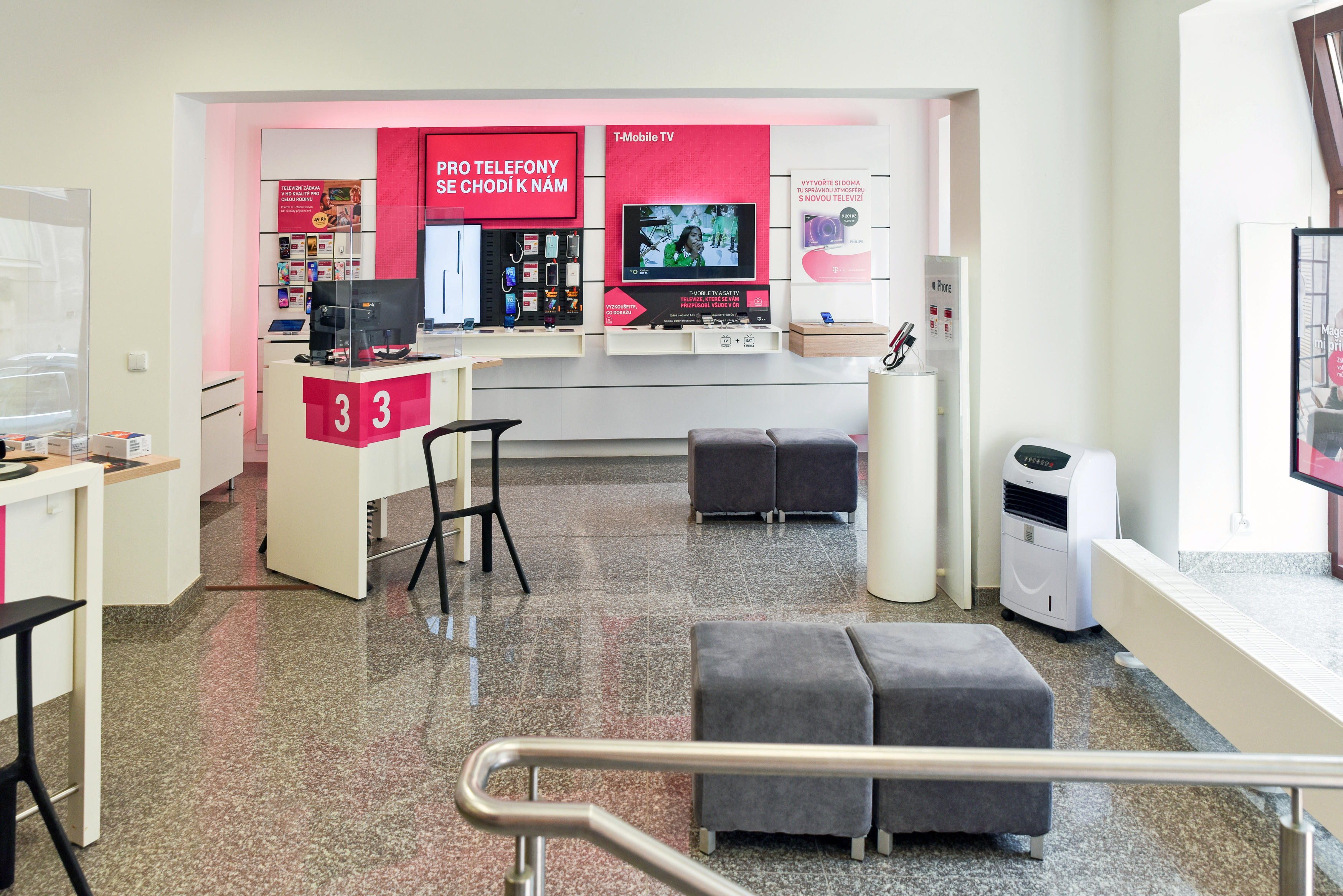 Partnerská prodejna T-Mobile, SEtronic foto 3