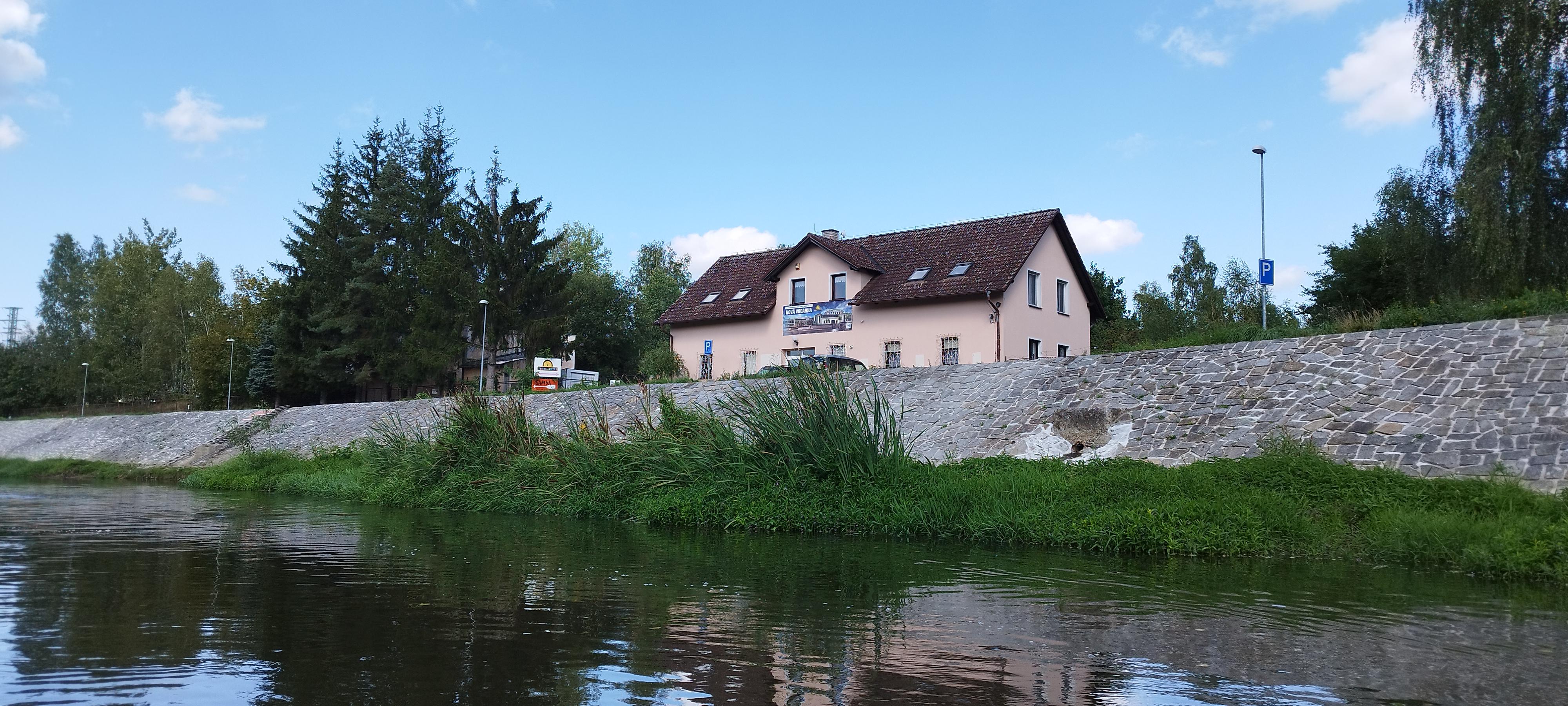 Půjčovna lodí Samba, s.r.o. foto 2