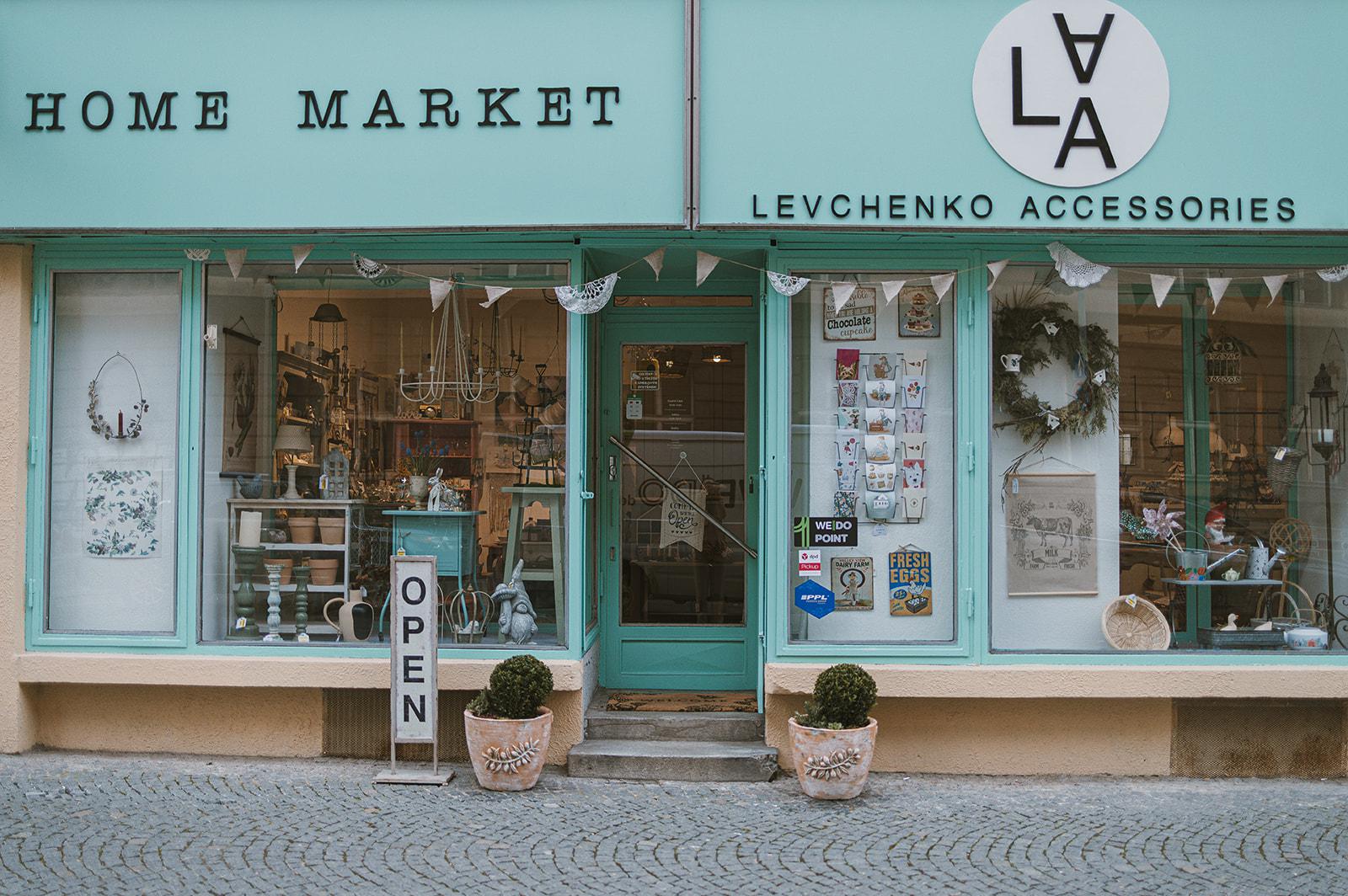 LAA Home Market Vintage