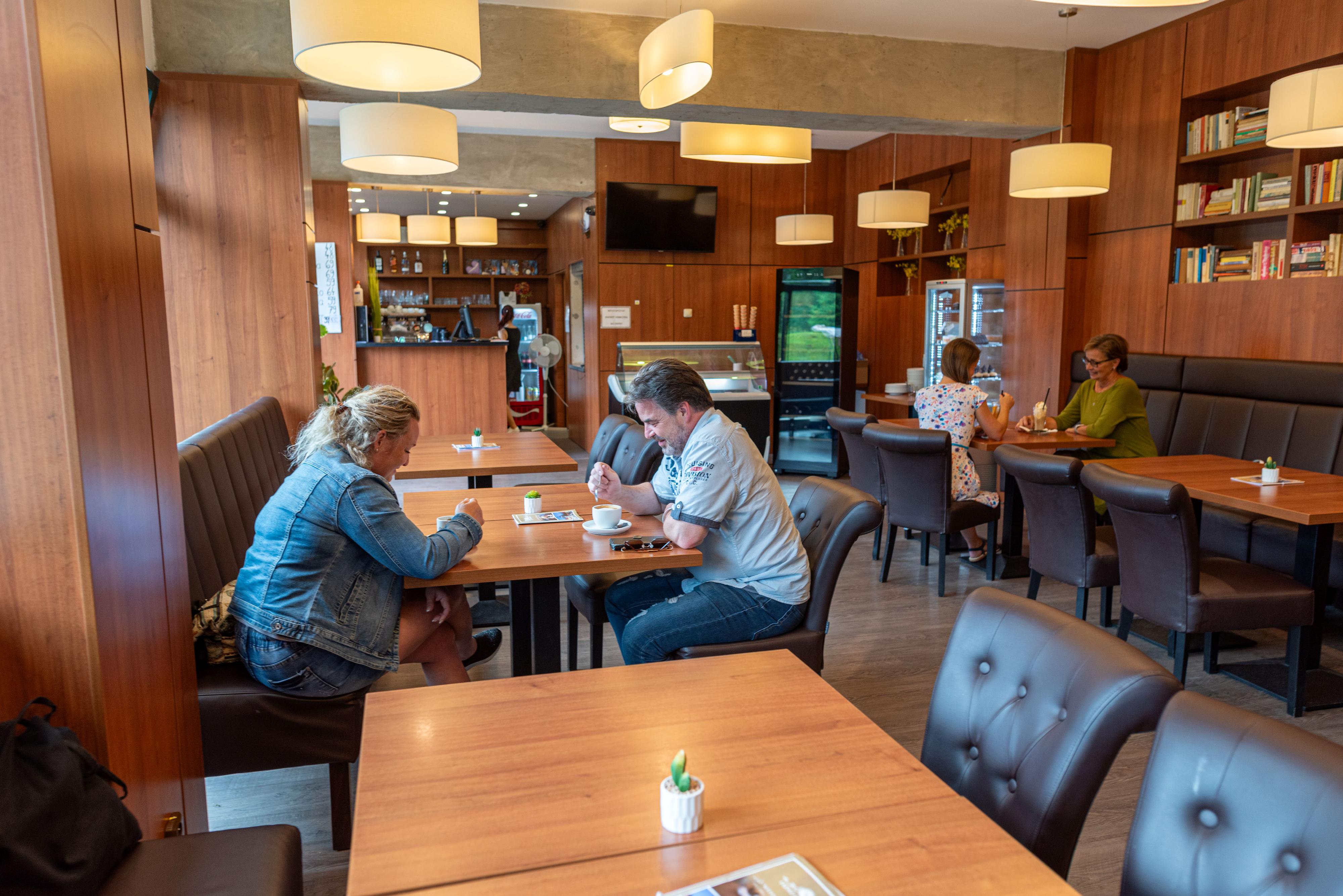 Café Nový Dům Lázně Libverda foto 3