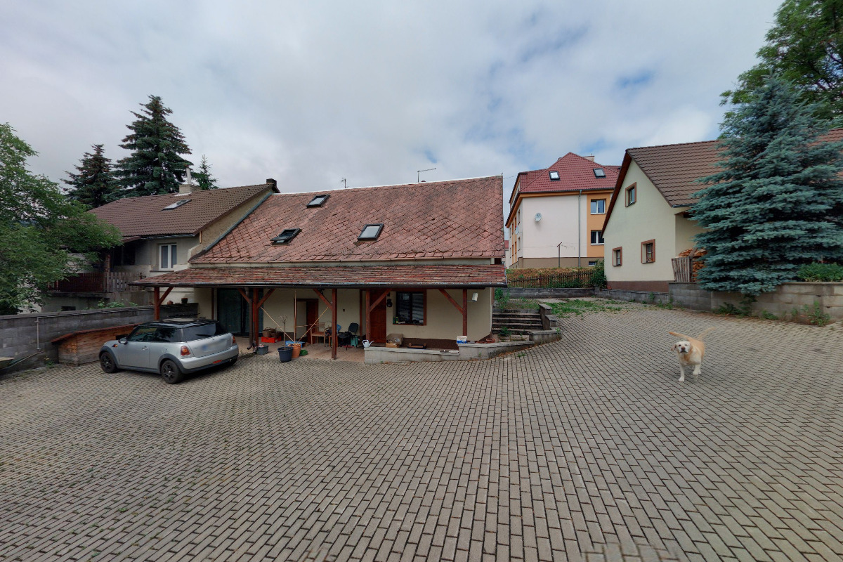 Bald Eagle Garage s.r.o. - Prodej a renovace veteránů foto 2