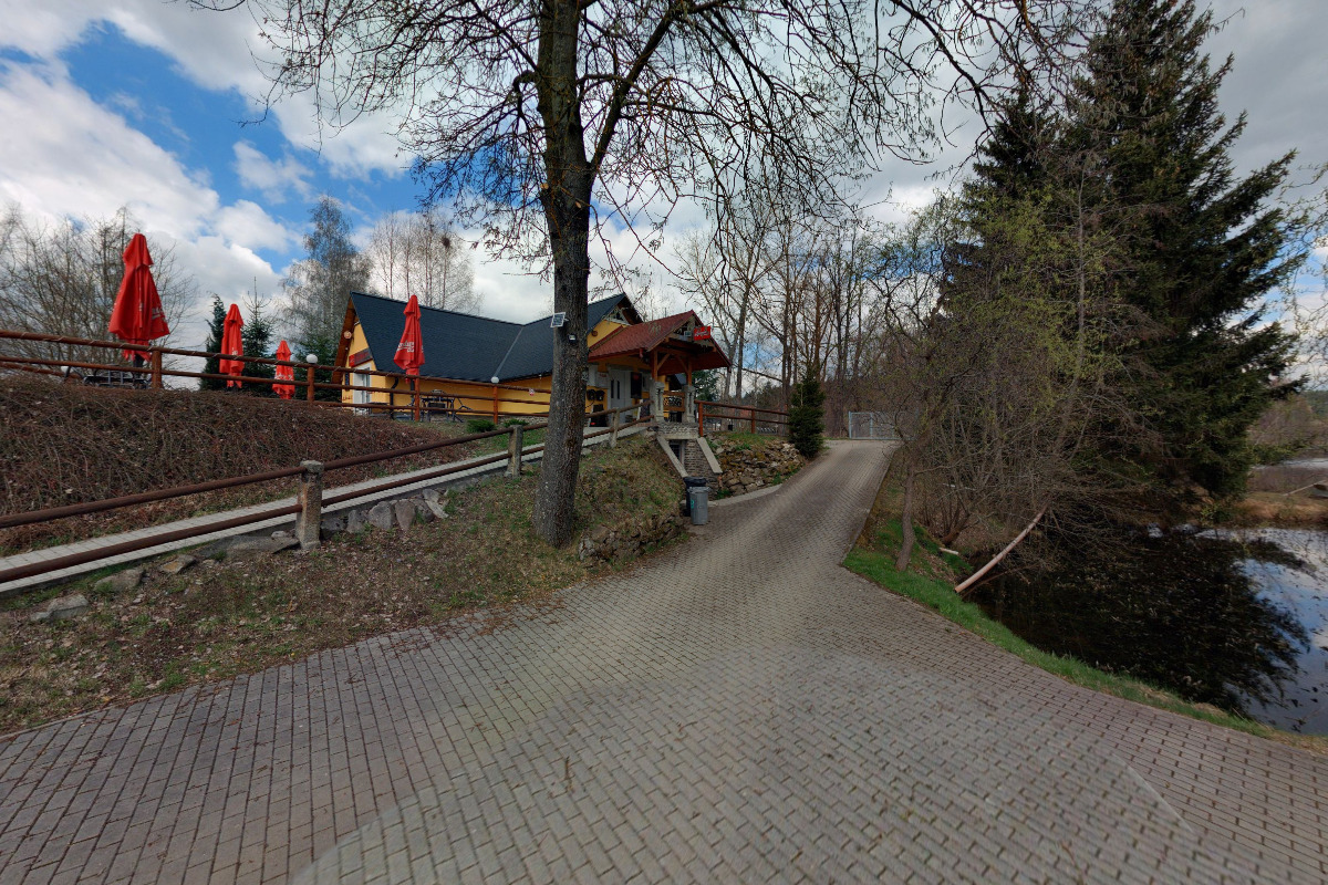 Nabíjecí stanice Rybí restaurace Hůrka foto 6