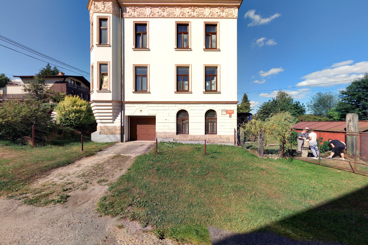 Potraviny Horská 24 foto 2